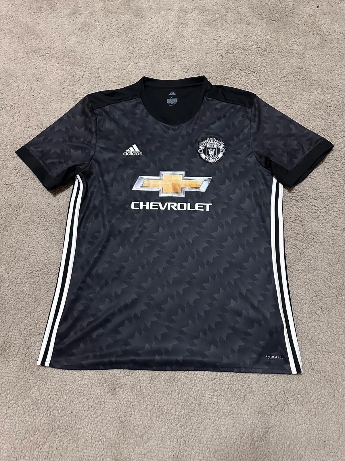 Adidas MANCHESTER UNITED 2017/18 AWAY FOOTBALL SHIRT SOCCER JERSEY Size US XL / EU 56 / 4 - 1 Thumbnail