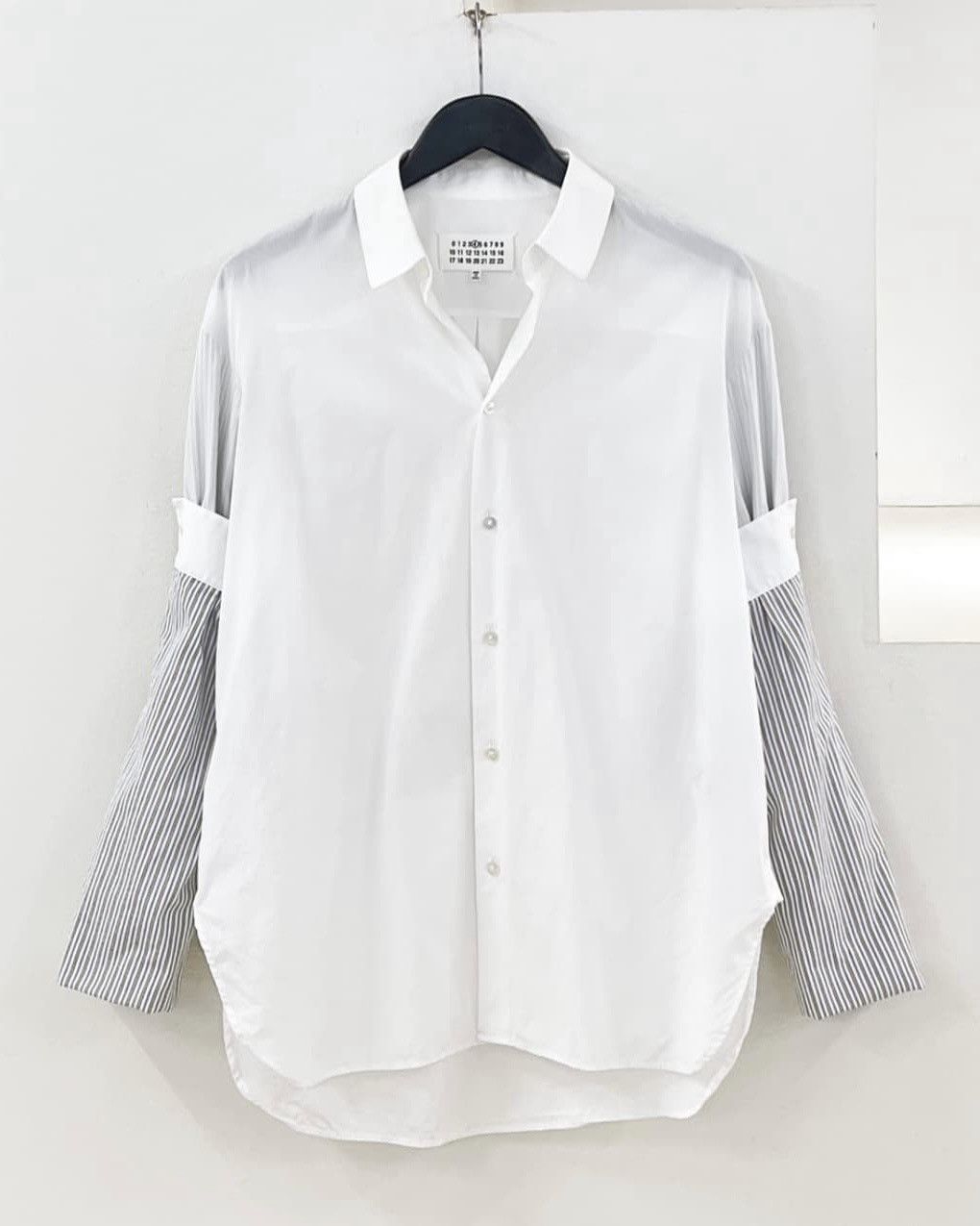 Maison Margiela Maison Margiela Layered Sleeve Button Shirts Size XS / US 0-2 / IT 36-38 - 1 Thumbnail
