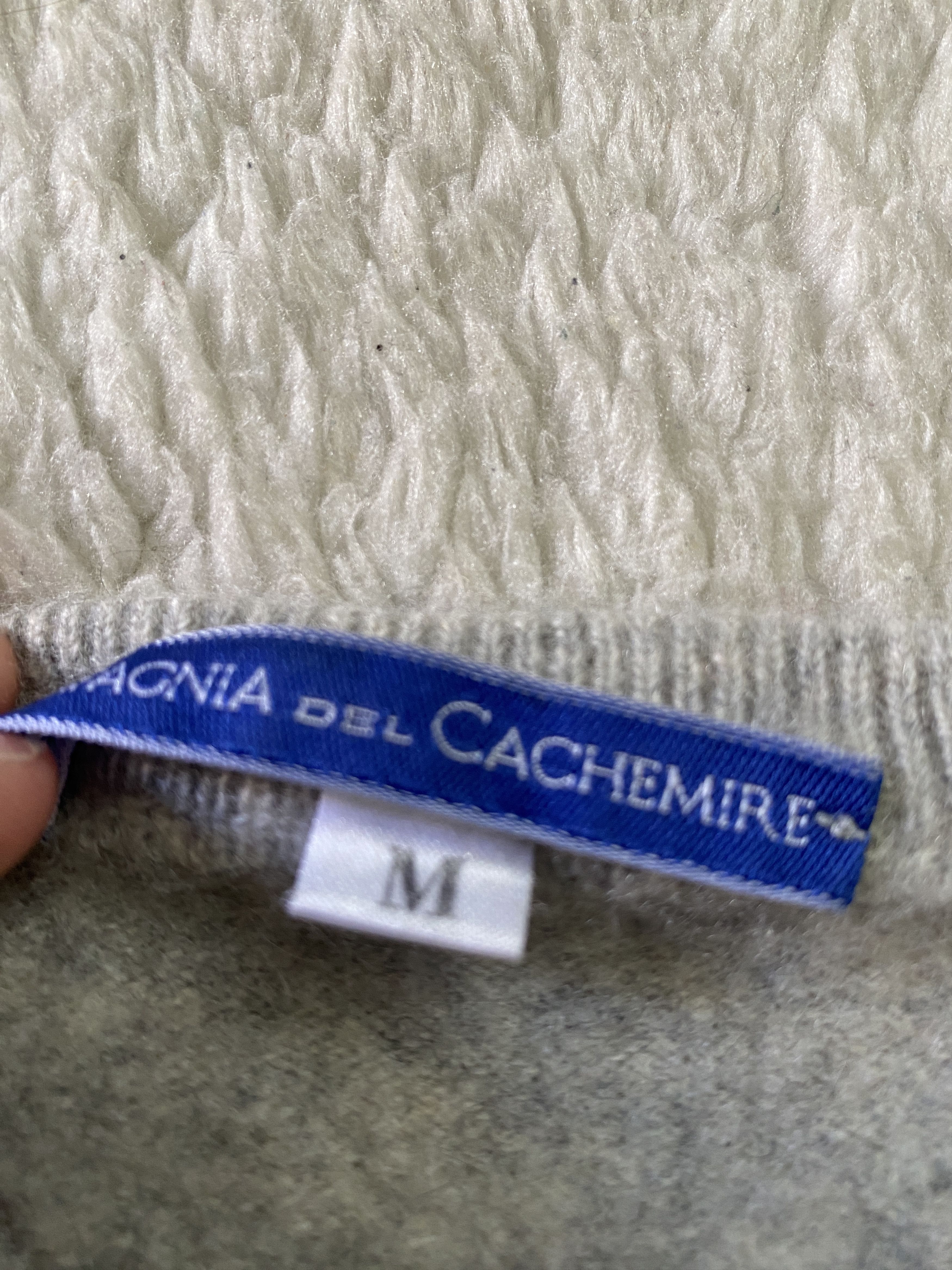 Other Italian Luxury 100% Cashmere Grey Crewneck Sweater Size M / US 6-8 / IT 42-44 - 13 Thumbnail