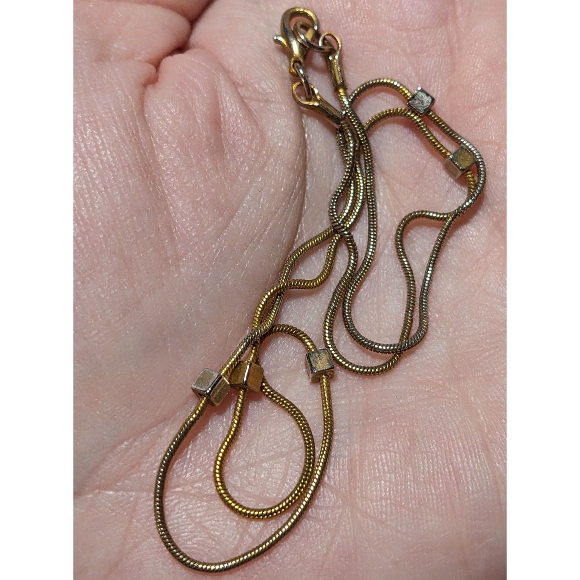 Other Minimalist Gold Chain Square Beaded Station Necklace Size ONE SIZE - 7 Thumbnail