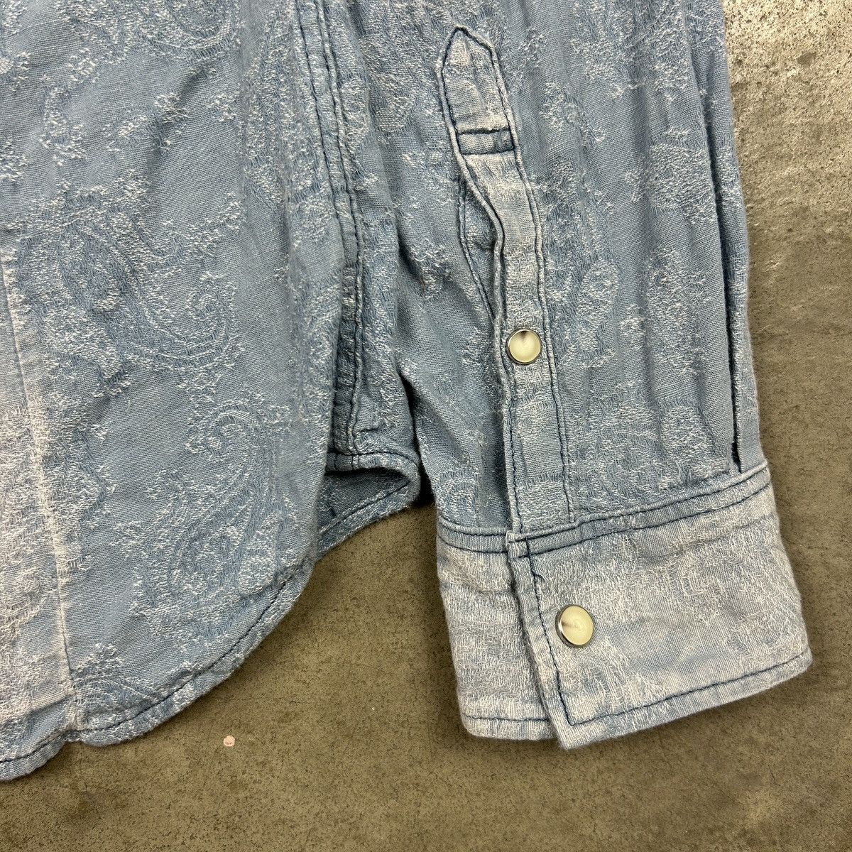 NO ID NO ID PAISLEY FLANNEL Size US S / EU 44-46 / 1 - 15 Thumbnail