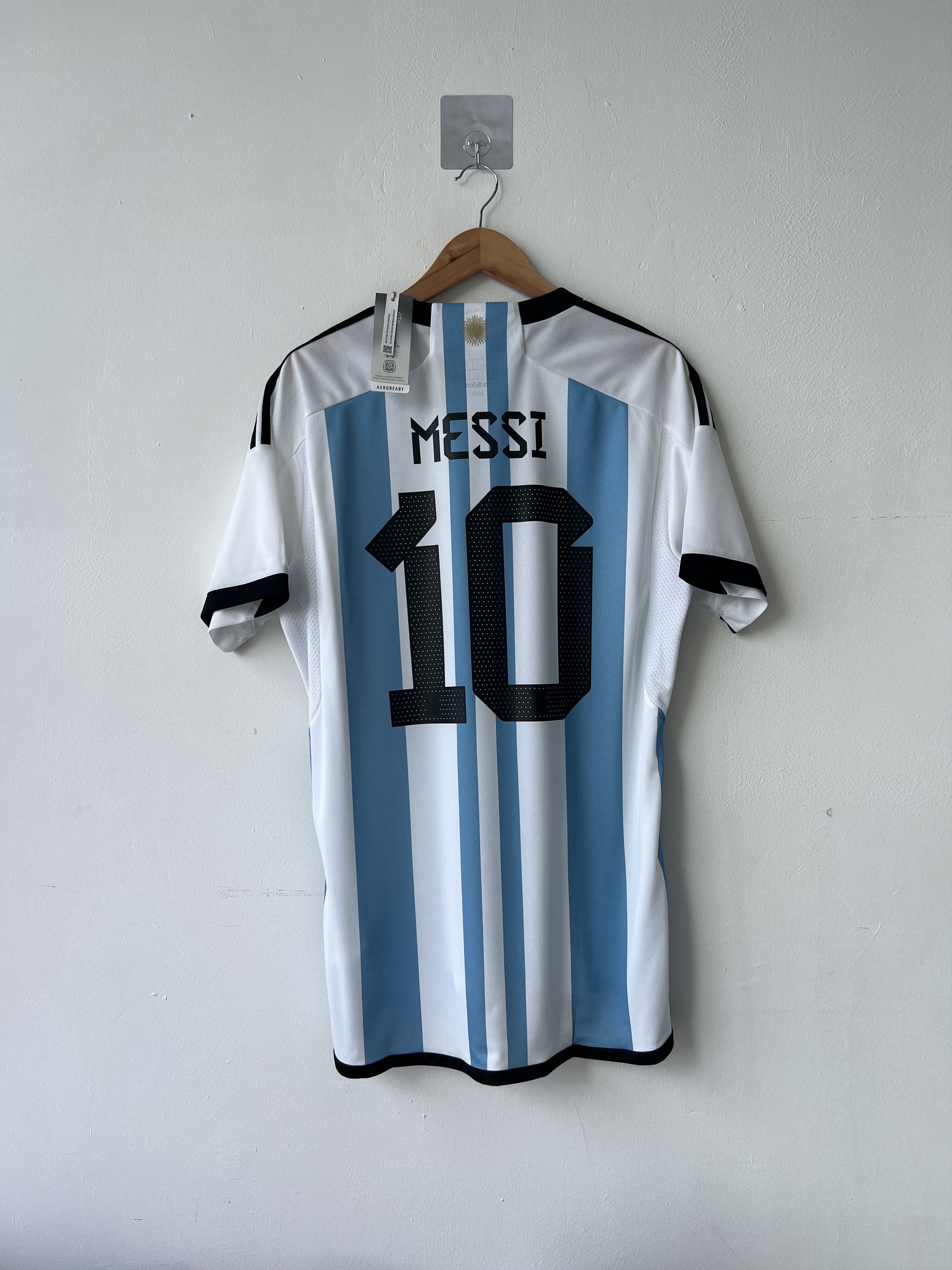 Adidas (L) Argentina 2022-24 Home Kit Messi #10 (NEW) Size US L / EU 52-54 / 3 - 1 Thumbnail