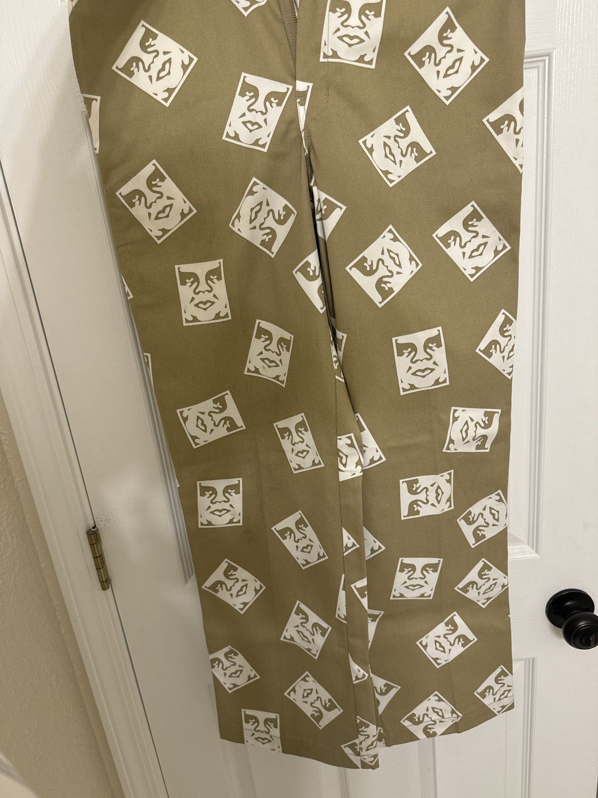 Dickies × Obey Dickies Obey khaki pants Size US 32 / EU 48 - 2 Thumbnail
