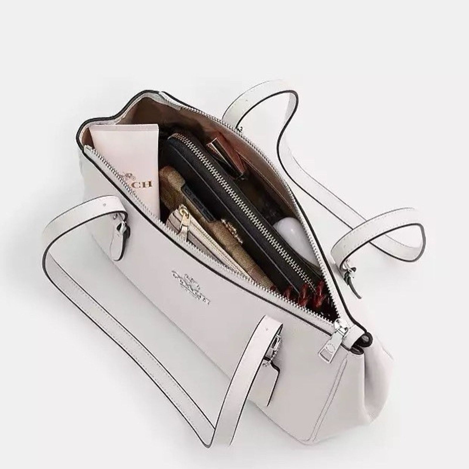 Coach NWT Coach Asher Shoulder Bag CBJ05 Glazed Leathe Chalk Size ONE SIZE - 10 Thumbnail