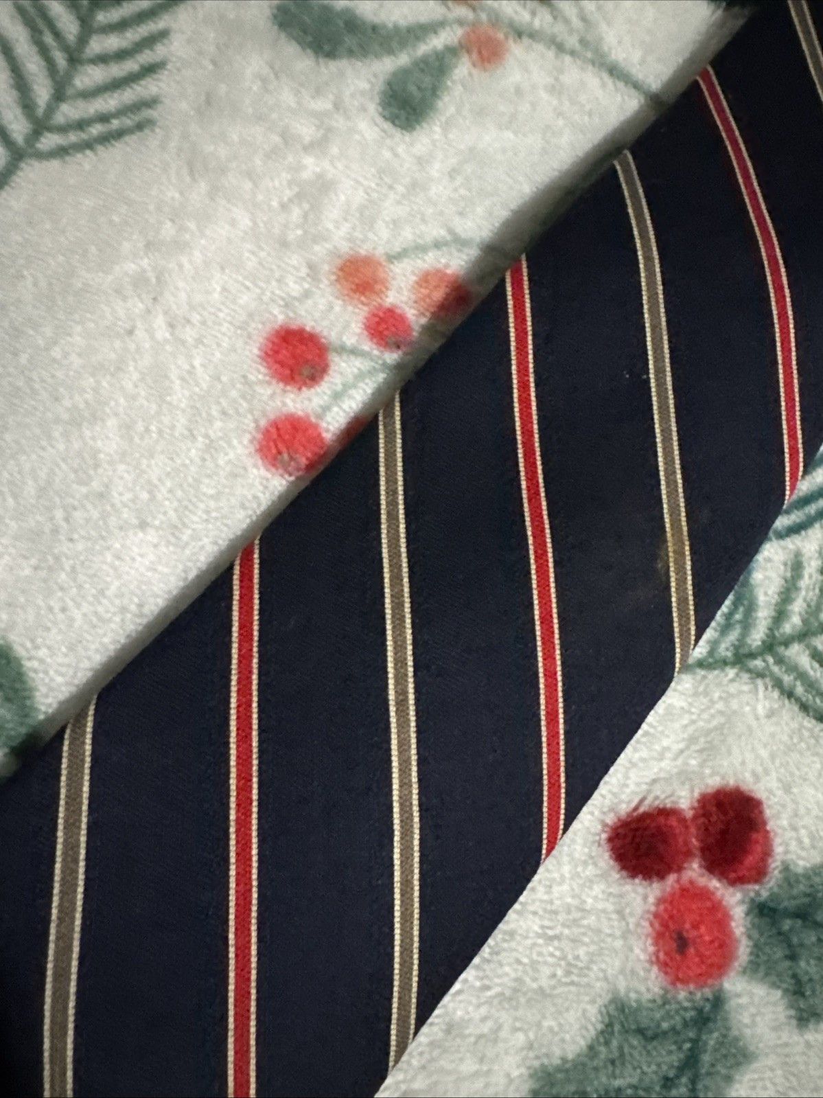 Lilly Dache Classic Repp Stripe Tie Lilly Dache Diagonal Striped Men’s Size ONE SIZE - 3 Thumbnail