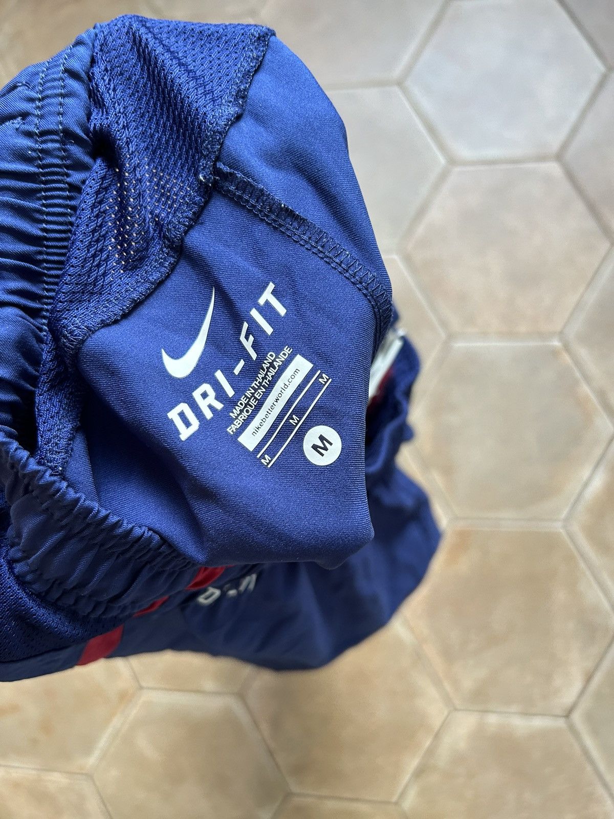 Nike Nike Barcelona shorts vintage Size US 32 / EU 48 - 6 Thumbnail