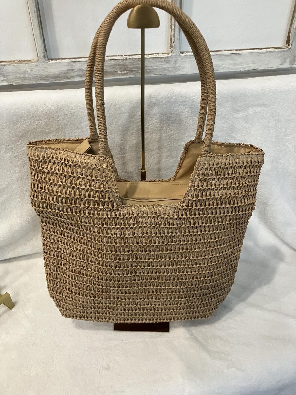 The Unbranded Brand NIB Brown Woven Tote Bag with Zip Closure Size ONE SIZE - 2 Thumbnail