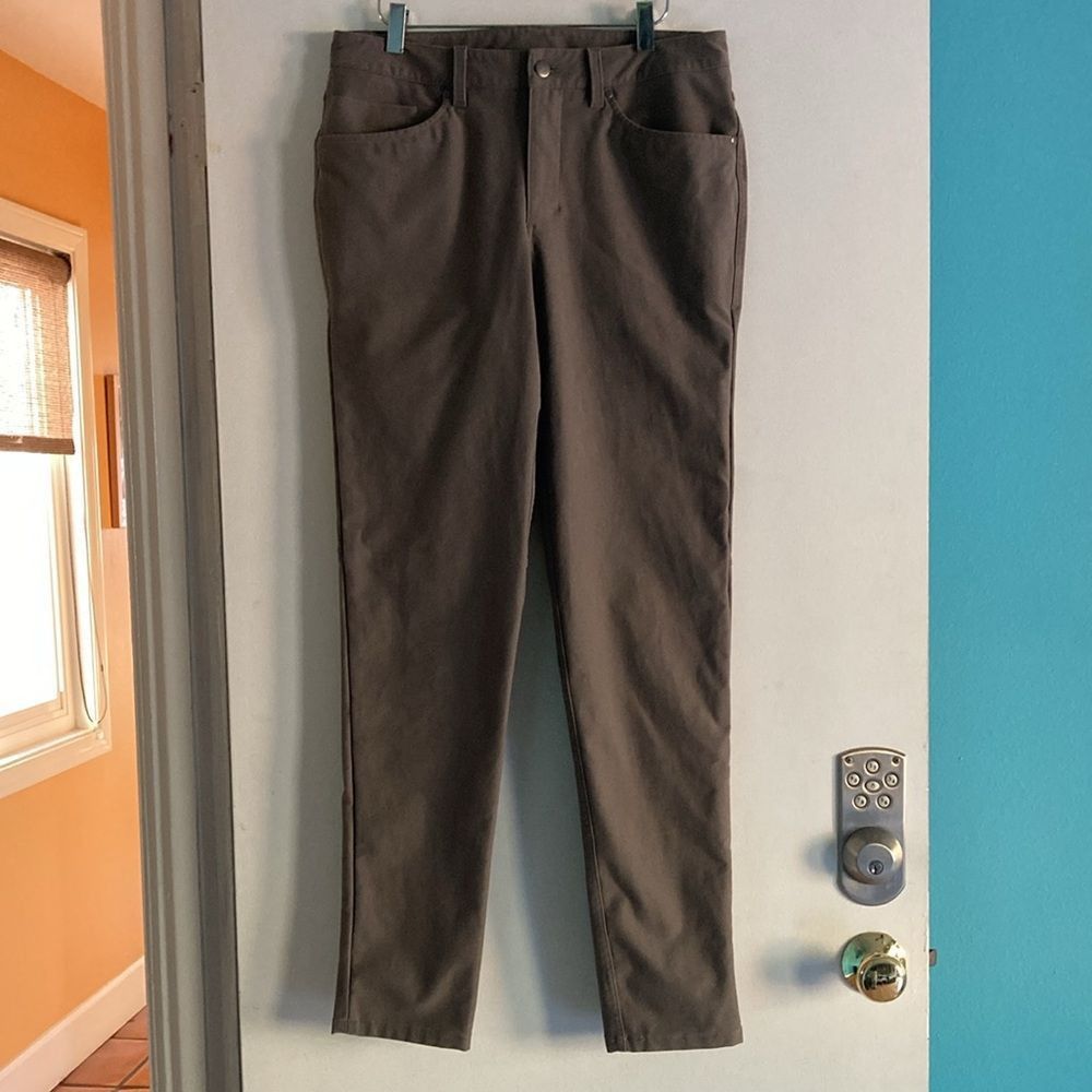 Lululemon Lululemon Mens Size 31 ABC Slim-Fit 5 Pocket Pant Army Green Size US 31 - 4 Thumbnail