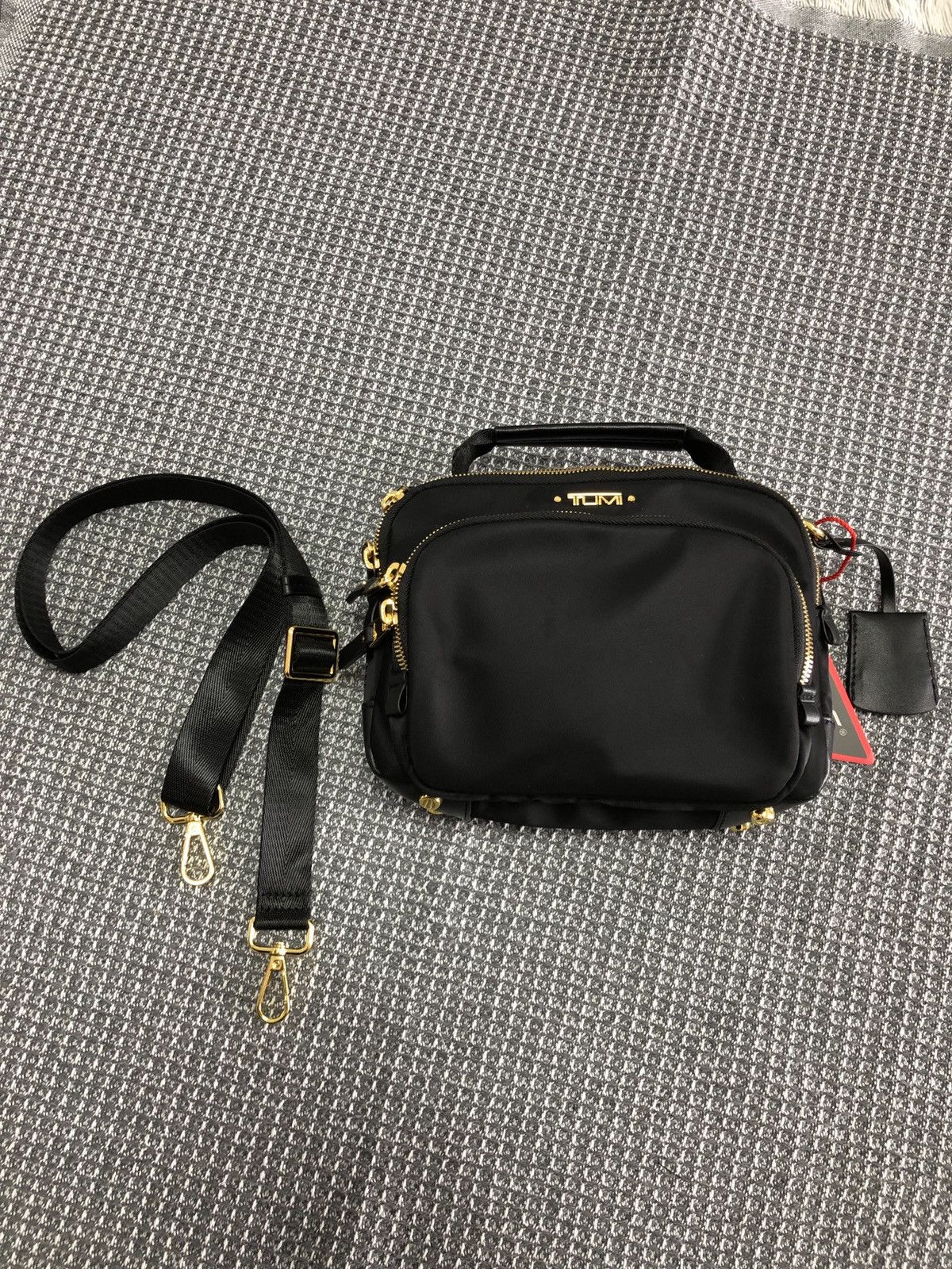 Tumi Tumi Voyageur Troy Black Crossbody Size ONE SIZE - 1 Thumbnail