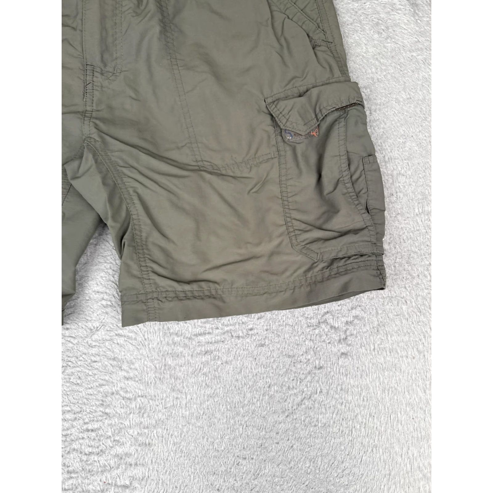 Vintage REI Shorts Mens Medium Green Nylon Hiking 8 Inseam Cargo Elastic Waist Pockets Size US 31 - 2 Thumbnail