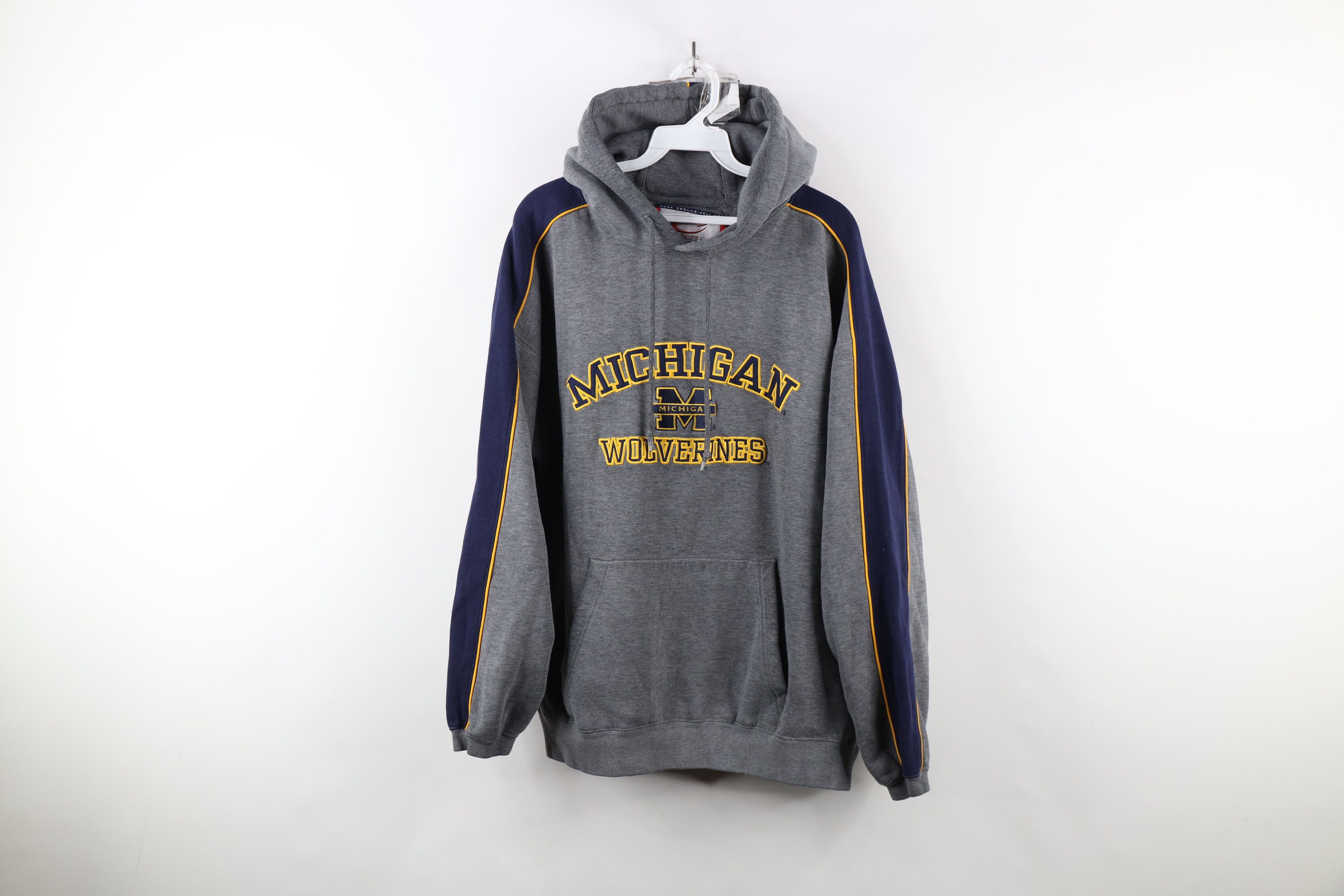 Vintage Vintage 90s Spell Heavyweight University of Michigan Hoodie Size US XL / EU 56 / 4 - 1 Thumbnail