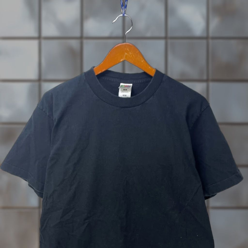 Fruit Of The Loom Vintage Fruit of the Loom Shirt L Black 90s Stitch Crew Neck Cotton Short Sleeve Men Size US L / EU 52-54 / 3 - 1 Thumbnail