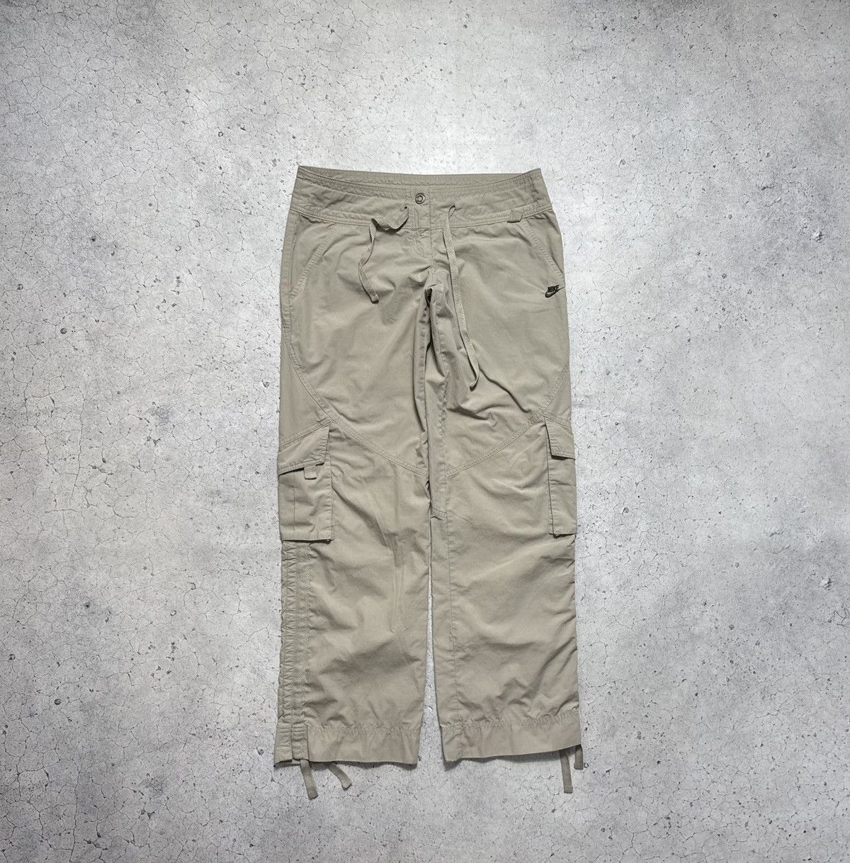 Nike Nike Vintage Cargo Pants Beige Drill Swoosh Outdoor Size US 30 / EU 46 - 1 Thumbnail