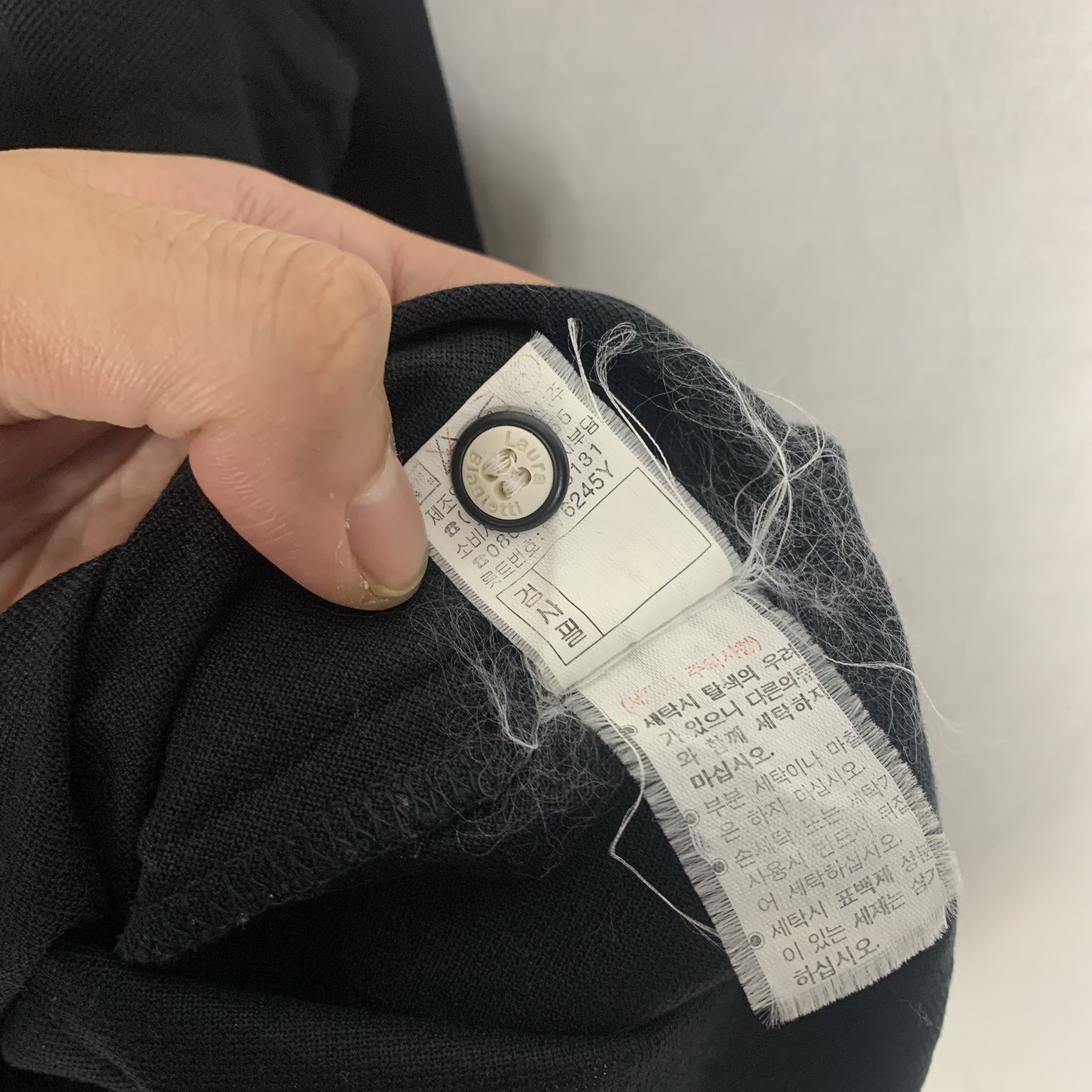 Laura Biagiotti Vintage Laura Biagiotti Longsleeve Polo Shirt Size US S / EU 44-46 / 1 - 4 Thumbnail