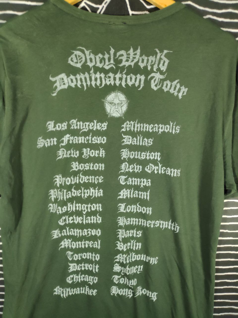 Band Tees Obey World Domination Tour Streetwear Tee Size L Size US L / EU 52-54 / 3 - 4 Thumbnail
