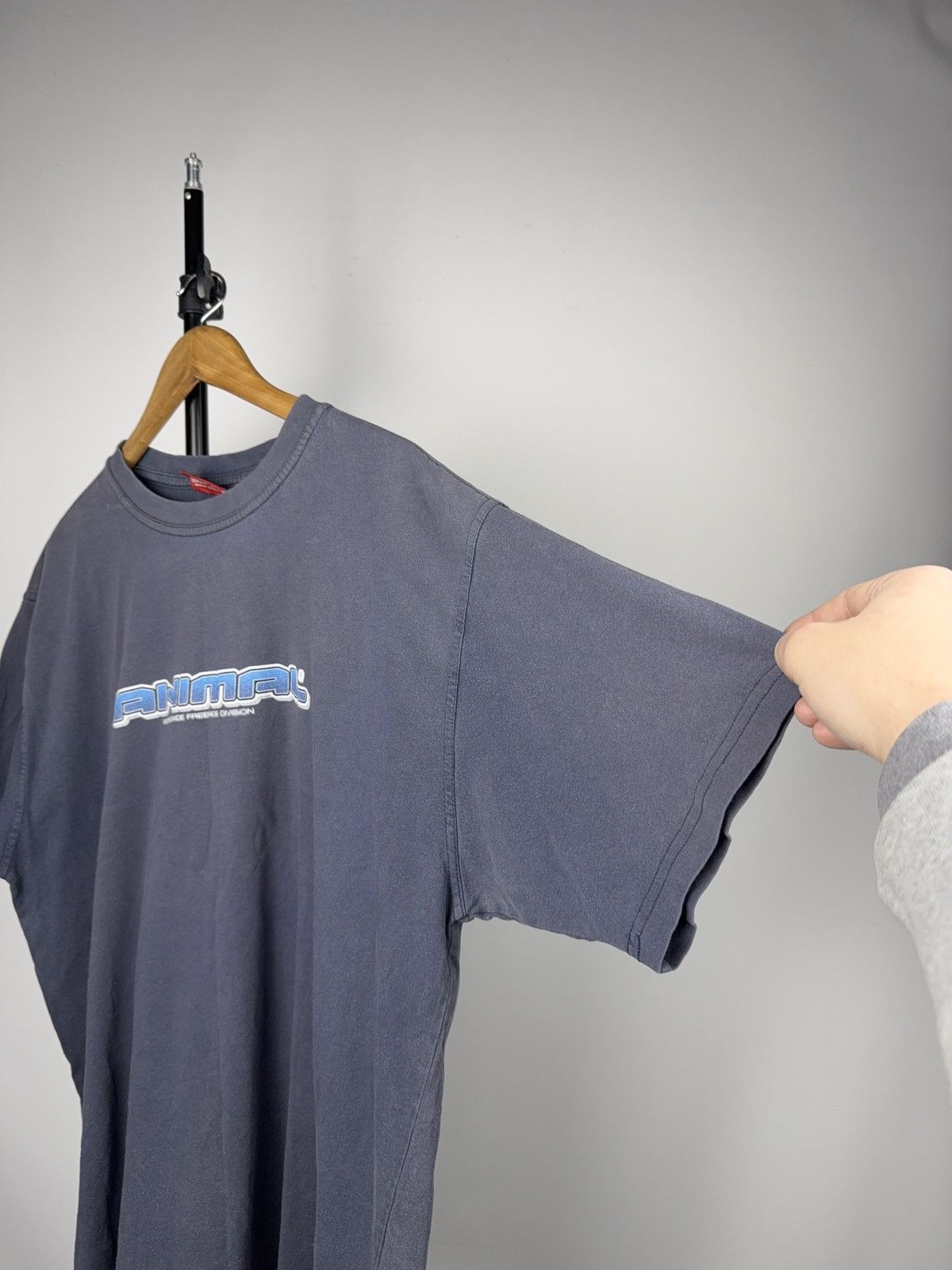 Vintage 90s Animal Worldwide Freeride Division Graphic T-Shirt XL Size US XXL / EU 58 / 5 - 7 Thumbnail
