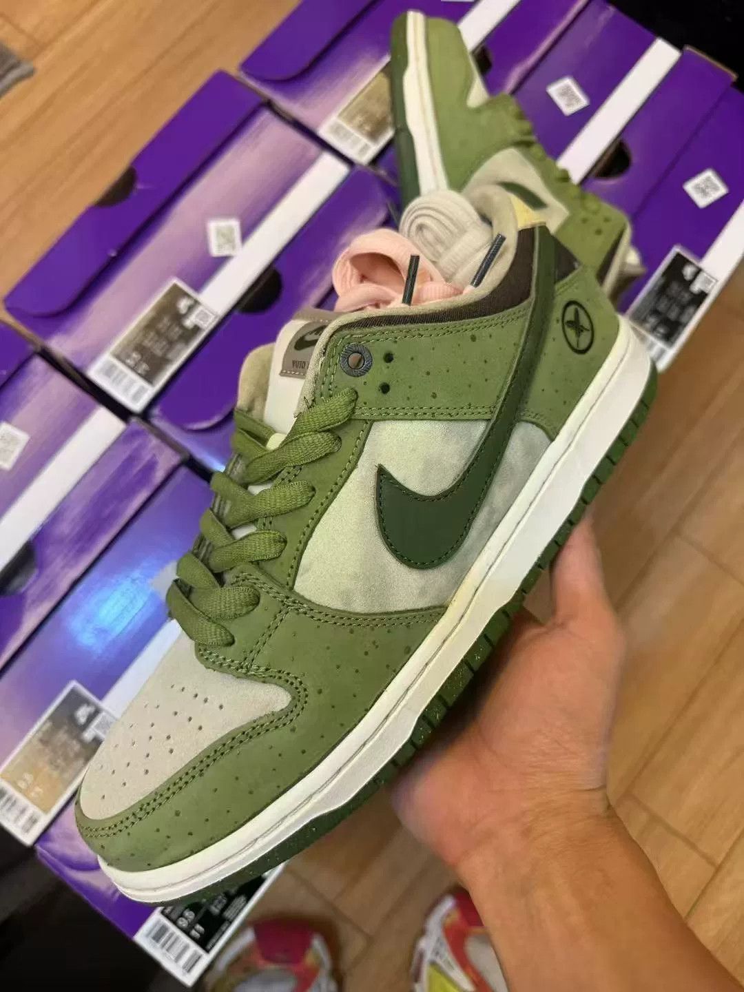 Nike Nike DUNK Green Lowtop Sneakers L Men Size US 10 / EU 43 - 1 Preview