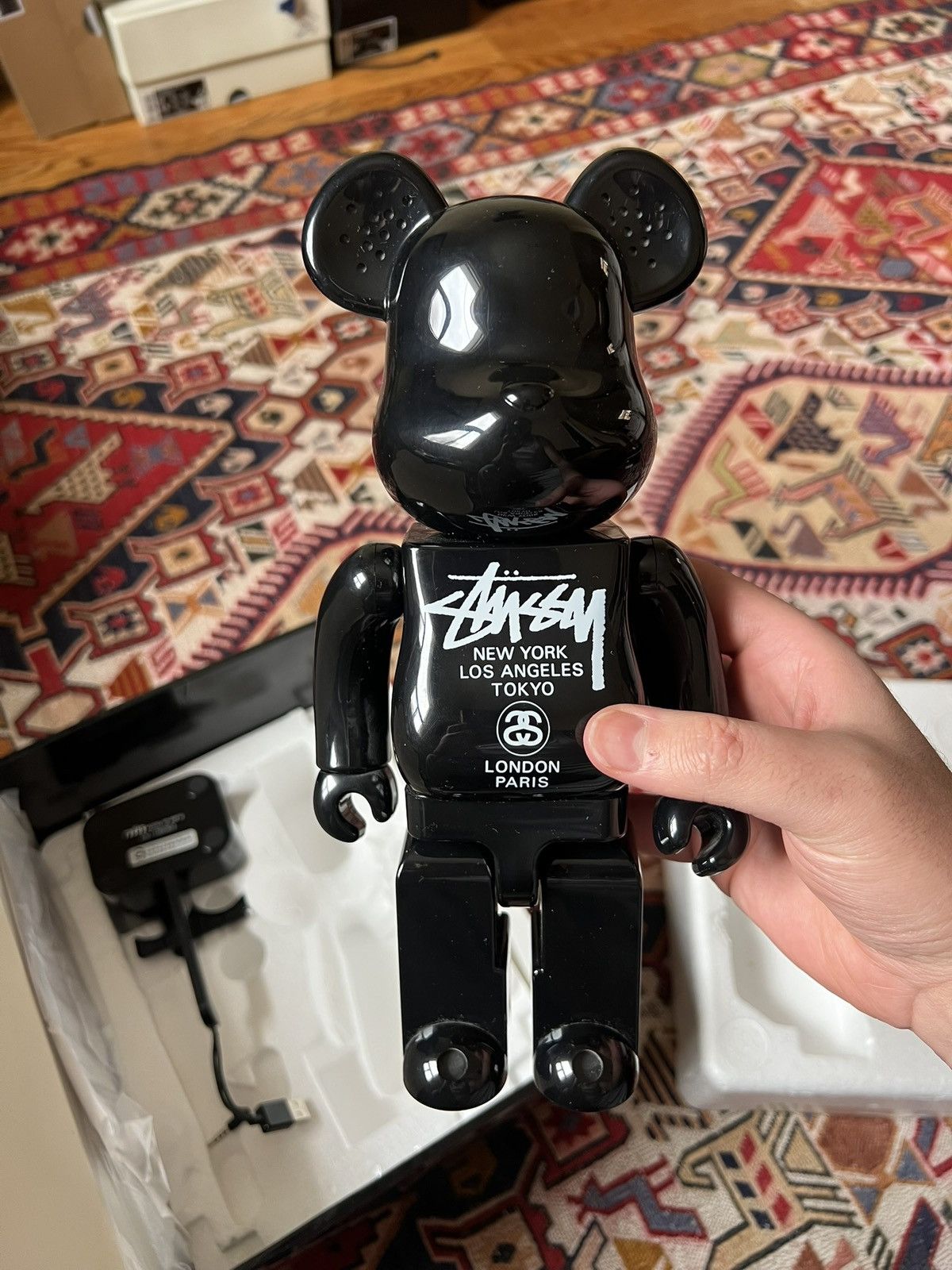 Medicom Toy Stussy x Medicom Toy Bearbrick 400% Speaker 2010 Size ONE SIZE - 1 Thumbnail