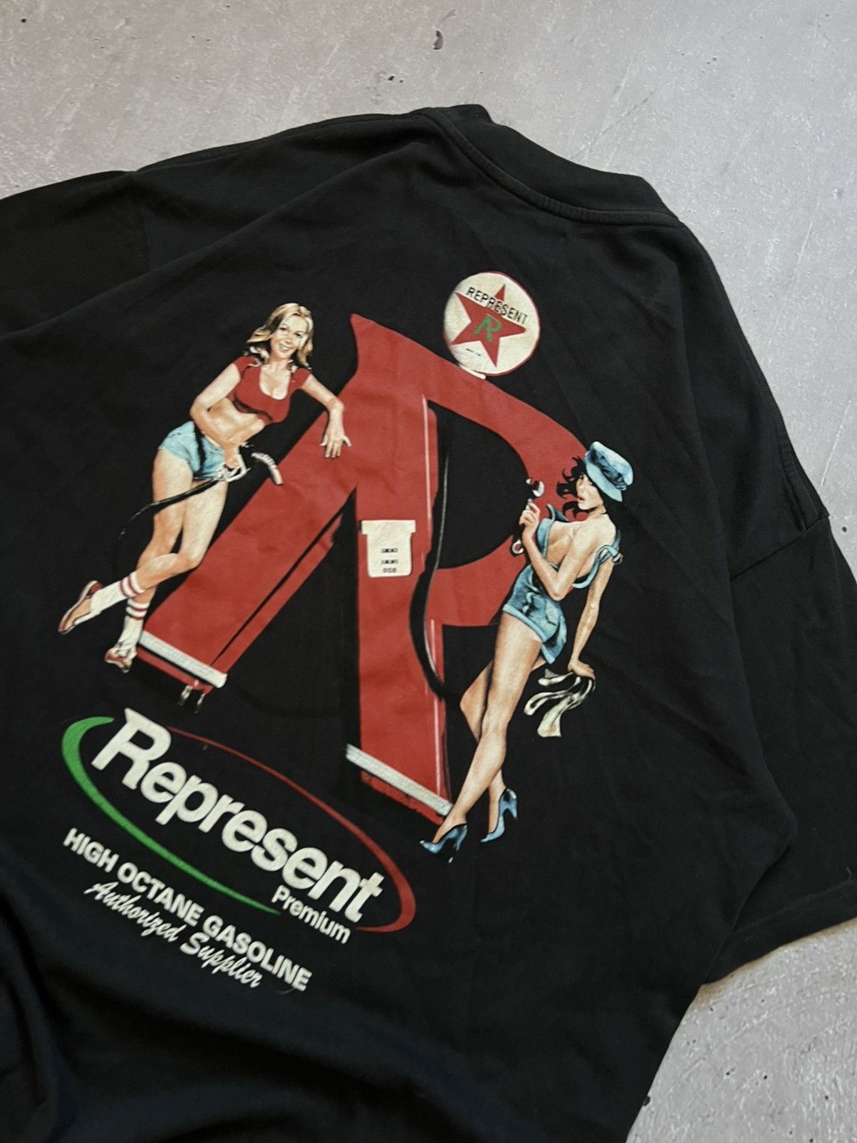 Represent Clo. Represent Automotive Girl Printed T-Shirt Black Size L Size US L / EU 52-54 / 3 - 9 Thumbnail
