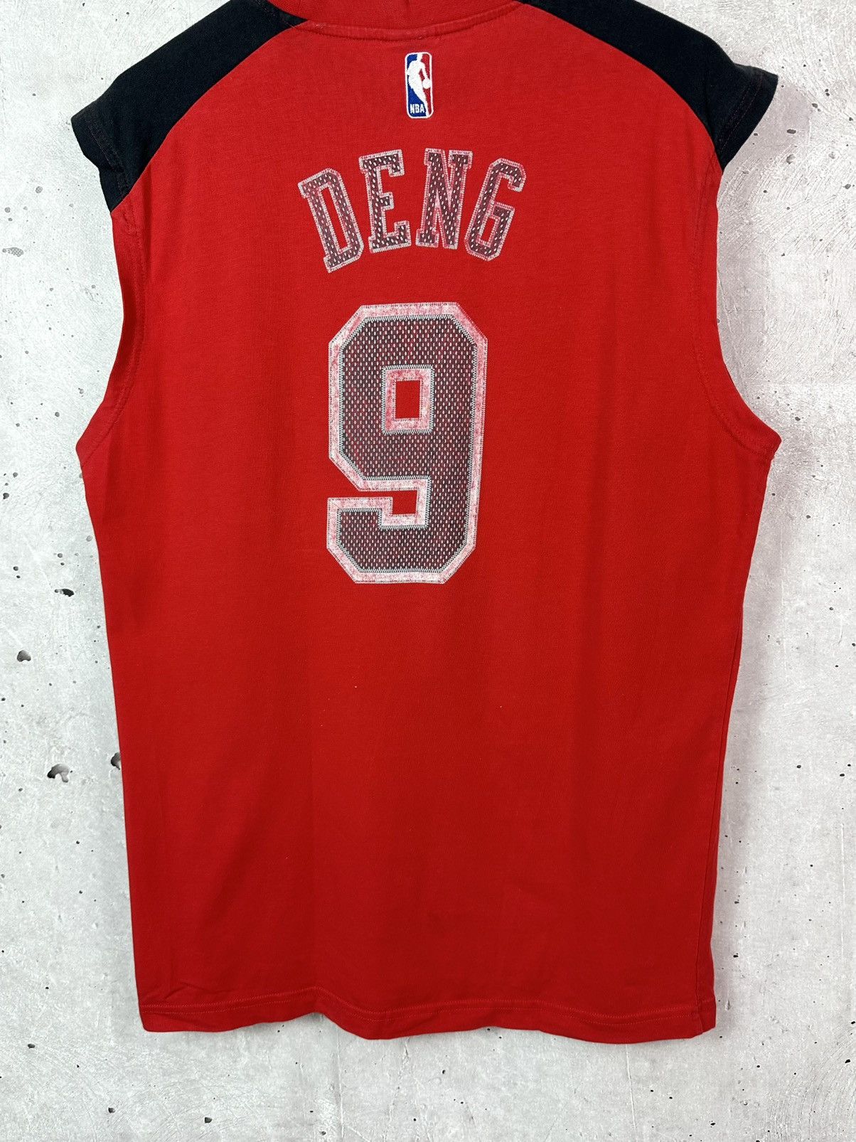 Adidas × NBA × Vintage Adidas Chicago Bulls Deng Sleeveless Printed Red Top Size US XL / EU 56 / 4 - 7 Thumbnail