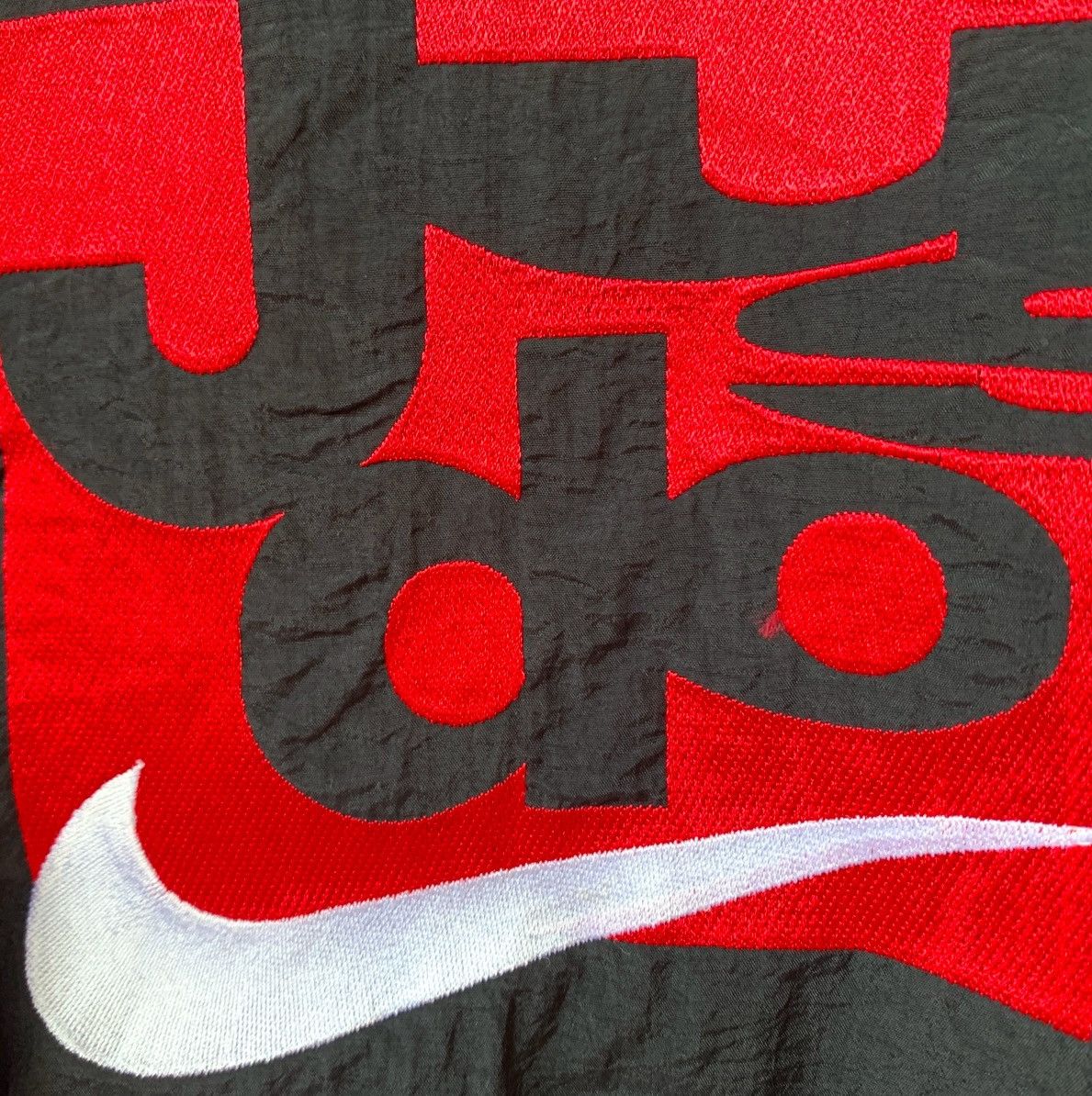 Vintage Vintage 90s Nike JUST DO IT Windbreaker Hoodie Jacket Size US L / EU 52-54 / 3 - 11 Thumbnail