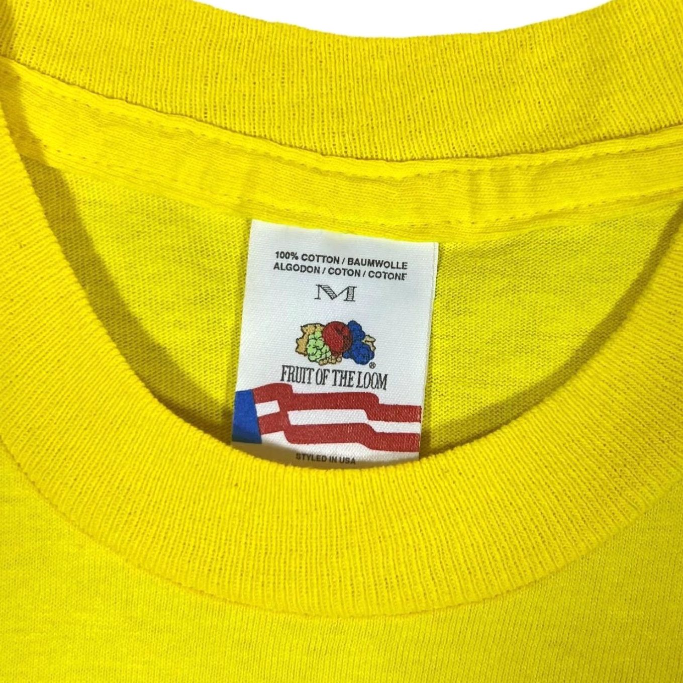 Fruit Of The Loom VINTAGE Fruit of the Loom Mini Logo Graphic Yellow Single Stitch T-Shirt M Mens Shirt 90s Concert Size US M / EU 48-50 / 2 - 4 Thumbnail