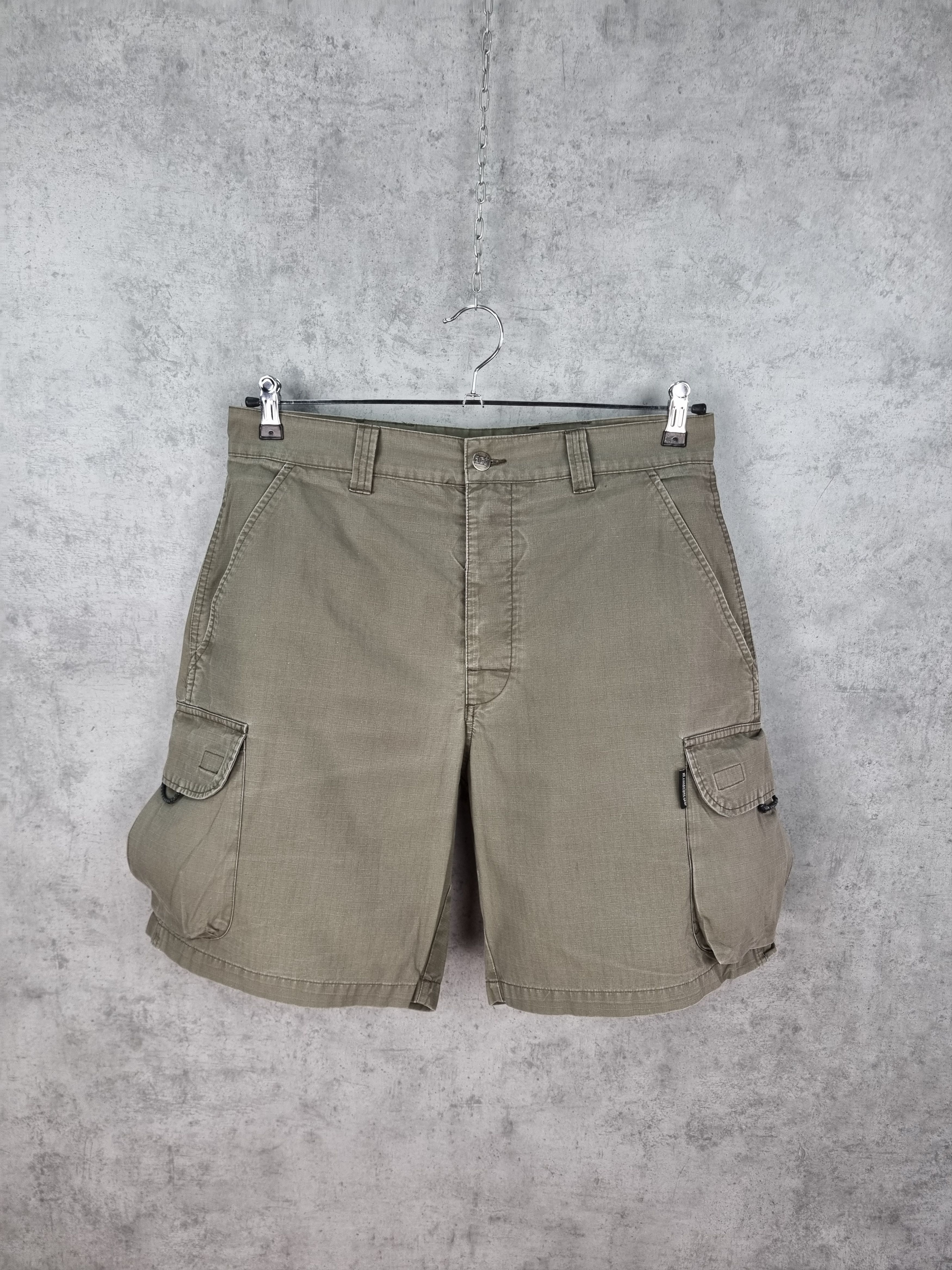 Nike × Nike ACG × Vintage Nike ACG Cargo Military Style Kaki Shorts Size US 31 - 2 Thumbnail