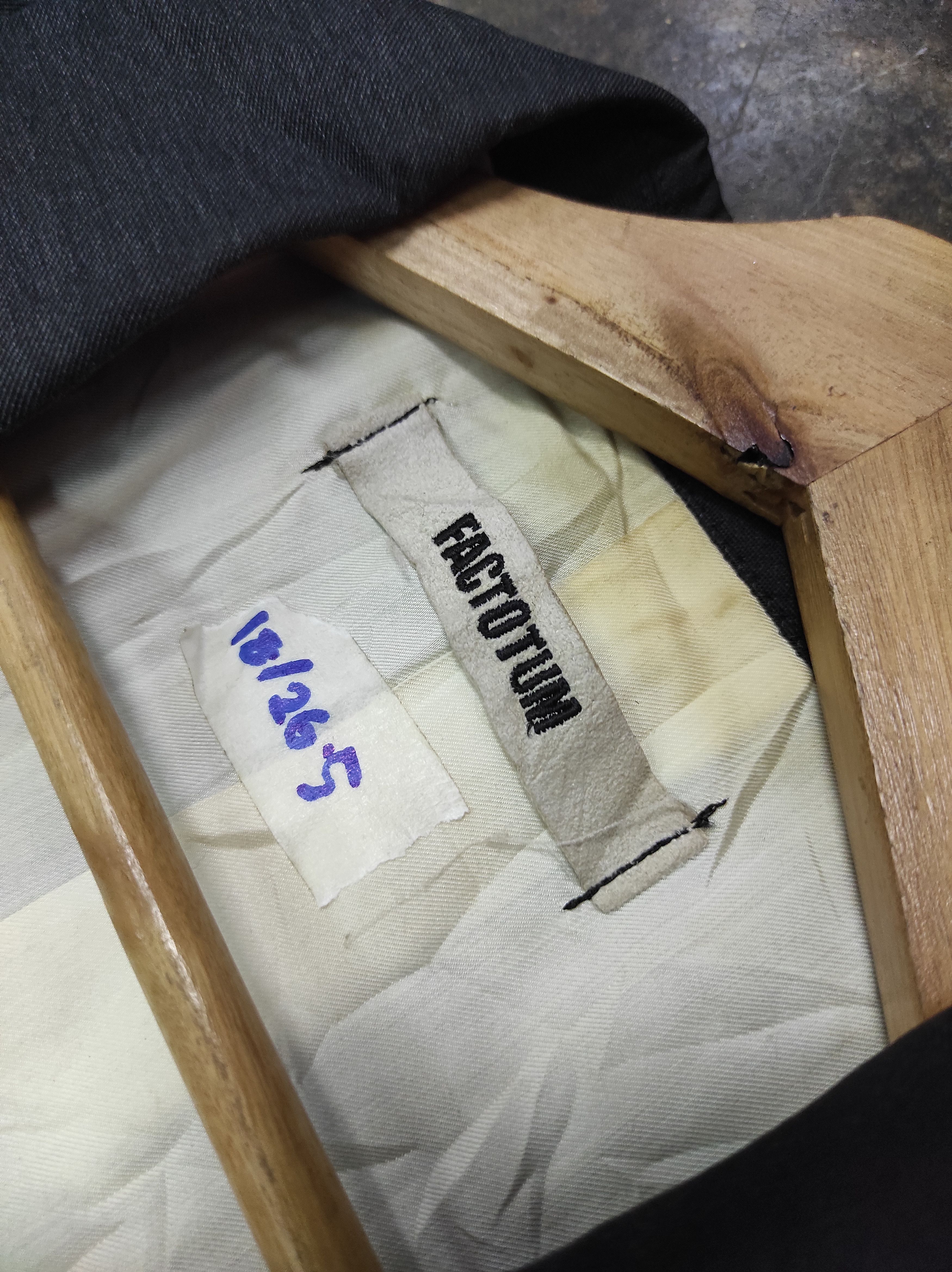 FACTOTUM × Japanese Brand FACTOTUM X SUPER 110% TASMANIA WOOL BLAZER JACKET Size 36R - 7 Thumbnail