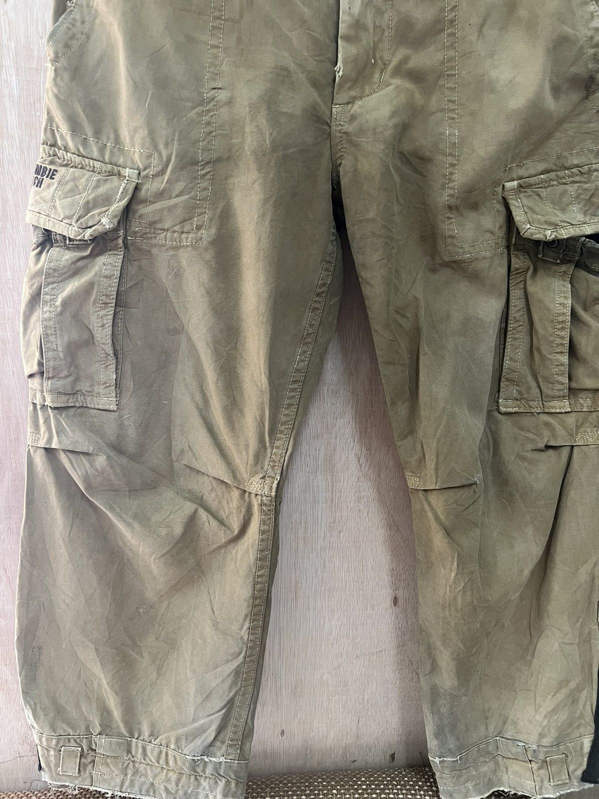 Abercrombie & Fitch × Acme Clothing PANTS CARGO ABERCROMBIE AND FITCH Size US 35 - 15 Thumbnail