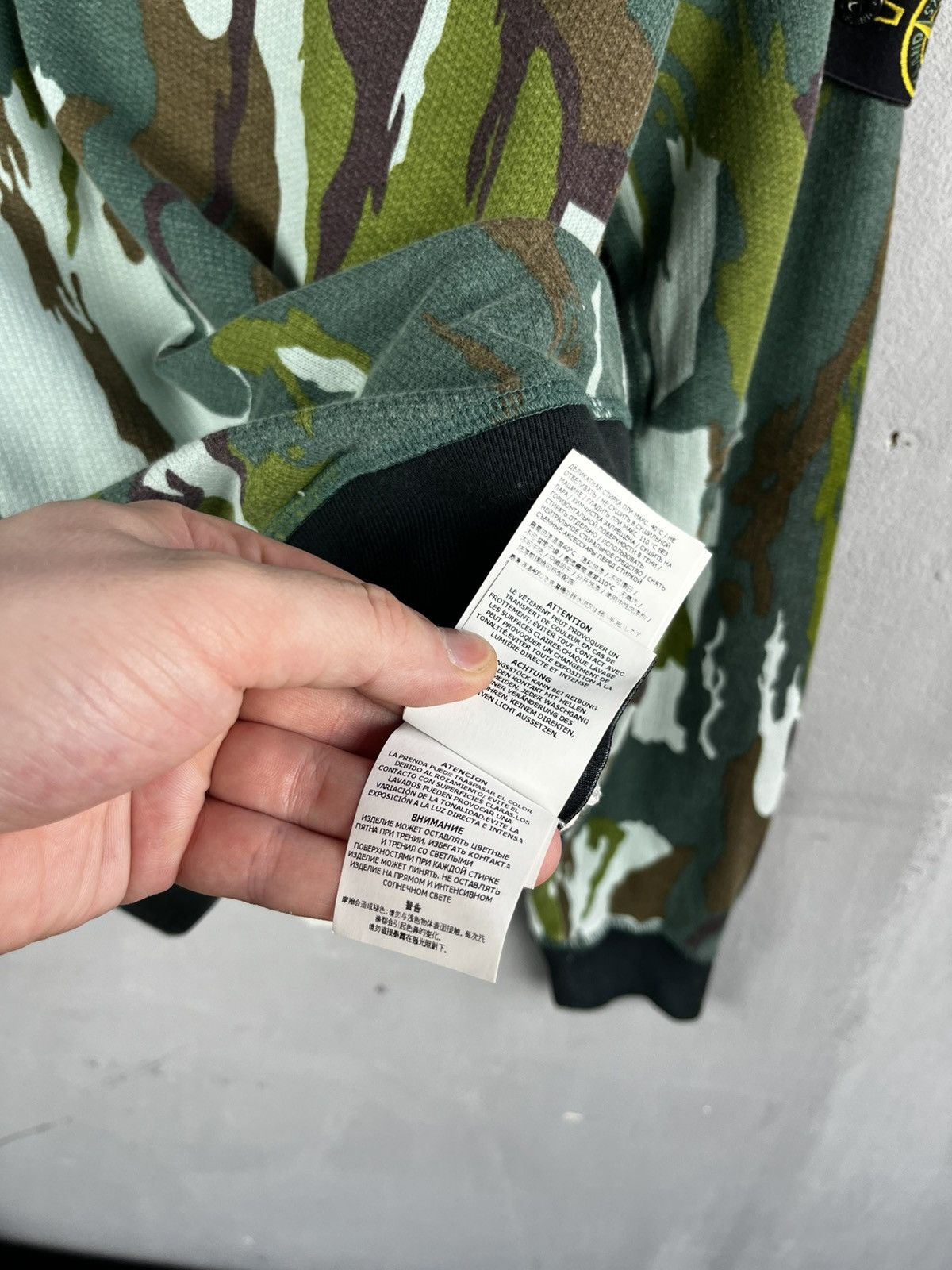 Stone Island Stone Island Garment Dyed Camo Green sweatshirt Size US L / EU 52-54 / 3 - 11 Thumbnail