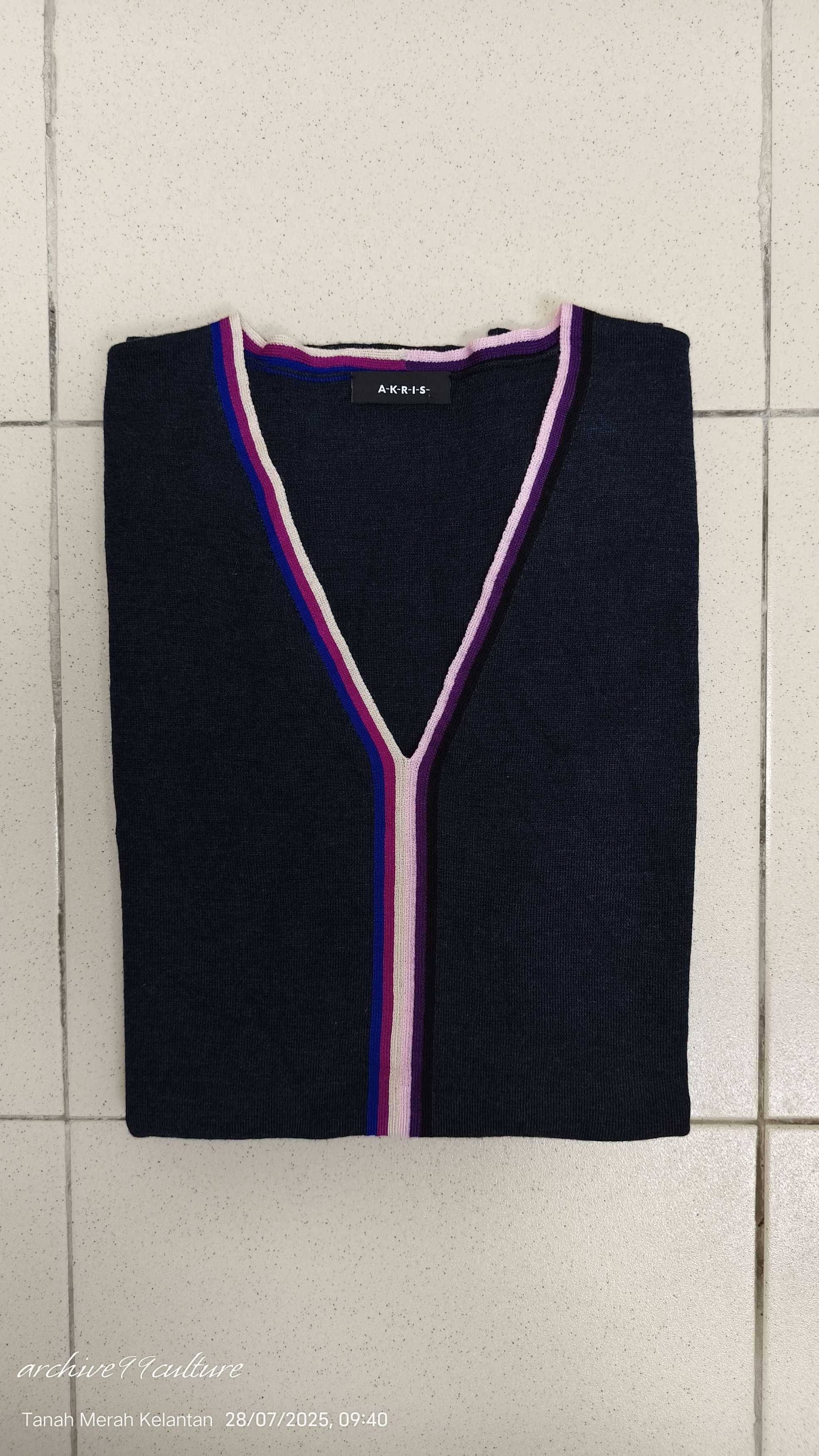Akris Akris Wool V-neck sleeveless top Size M / US 6-8 / IT 42-44 - 12 Thumbnail