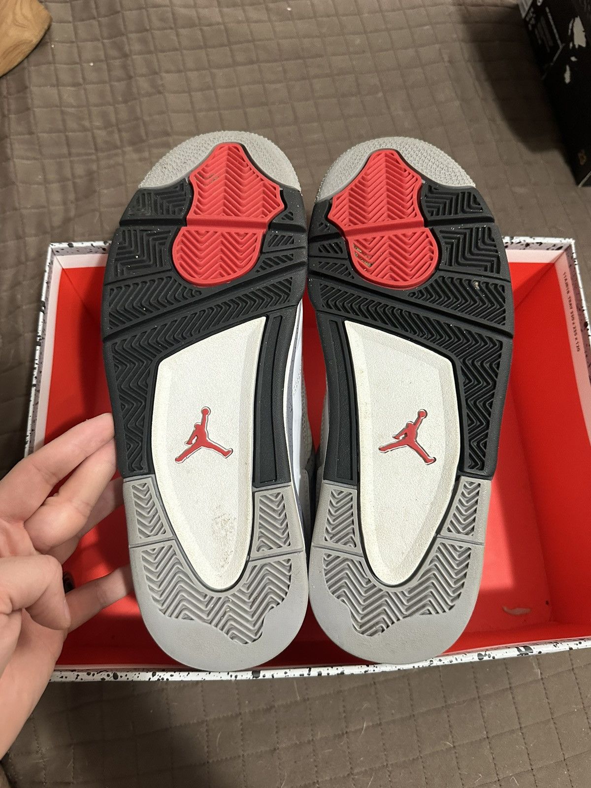 Jordan Brand × Nike Nike air Jordan white cement 2012 Size US 8.5 / EU 41-42 - 2 Thumbnail