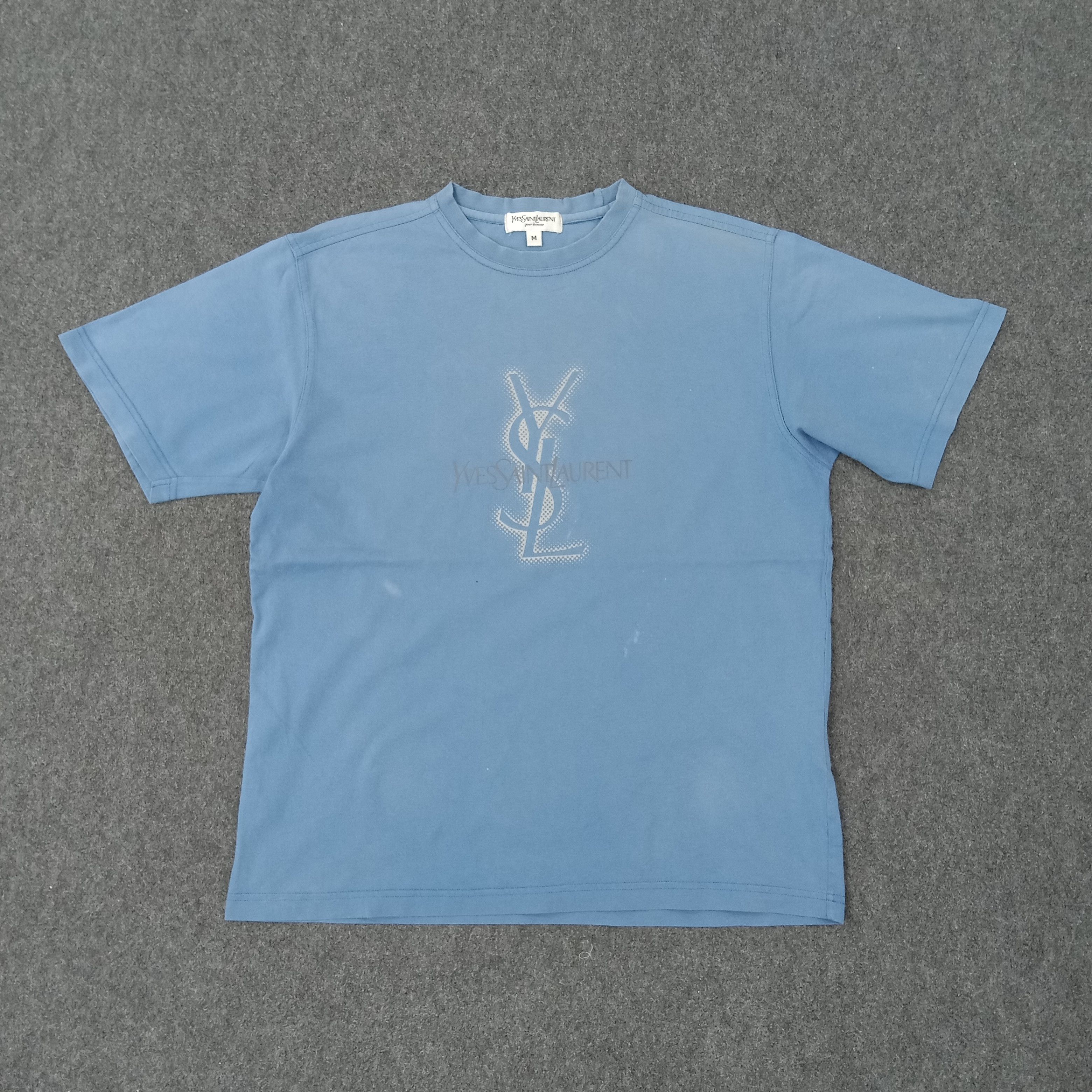 Yves Saint Laurent Yves Saint Laurent Italian Brand Logo Tshirt C239N36 Size US L / EU 52-54 / 3 - 1 Thumbnail