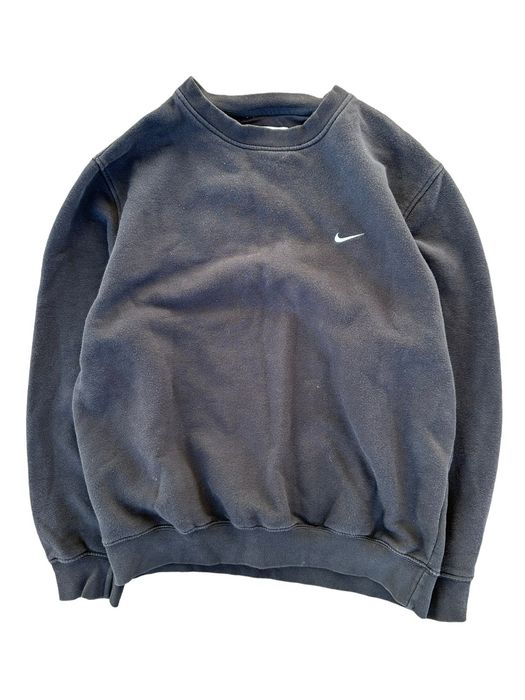 Swoosh pull discount