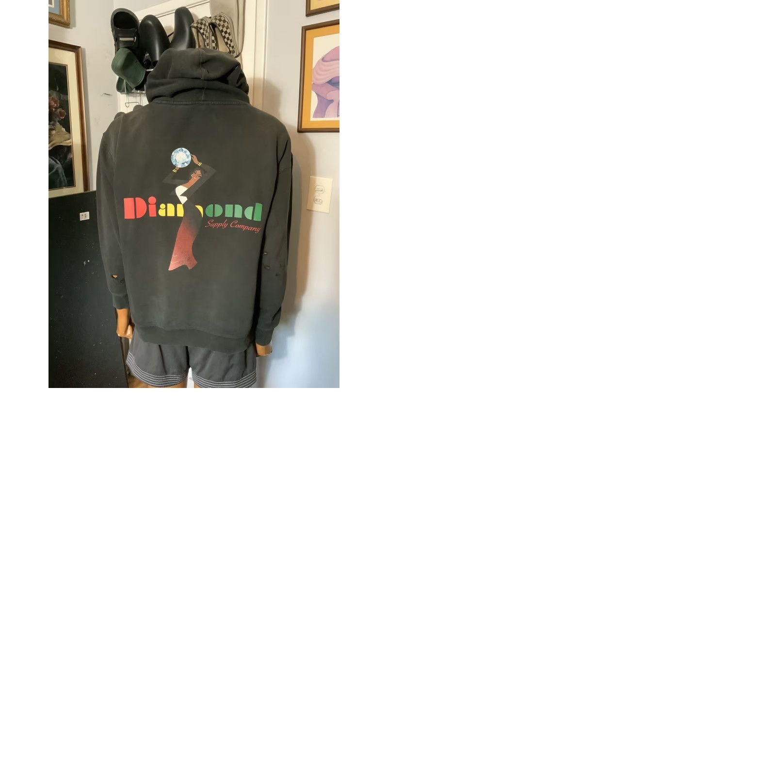 Vintage Diamond Supply Company Hoodie Holding Diamond Jewel Black Fleece Skateboard Sz.L Mens Midi? Size US L / EU 52-54 / 3 - 10 Thumbnail