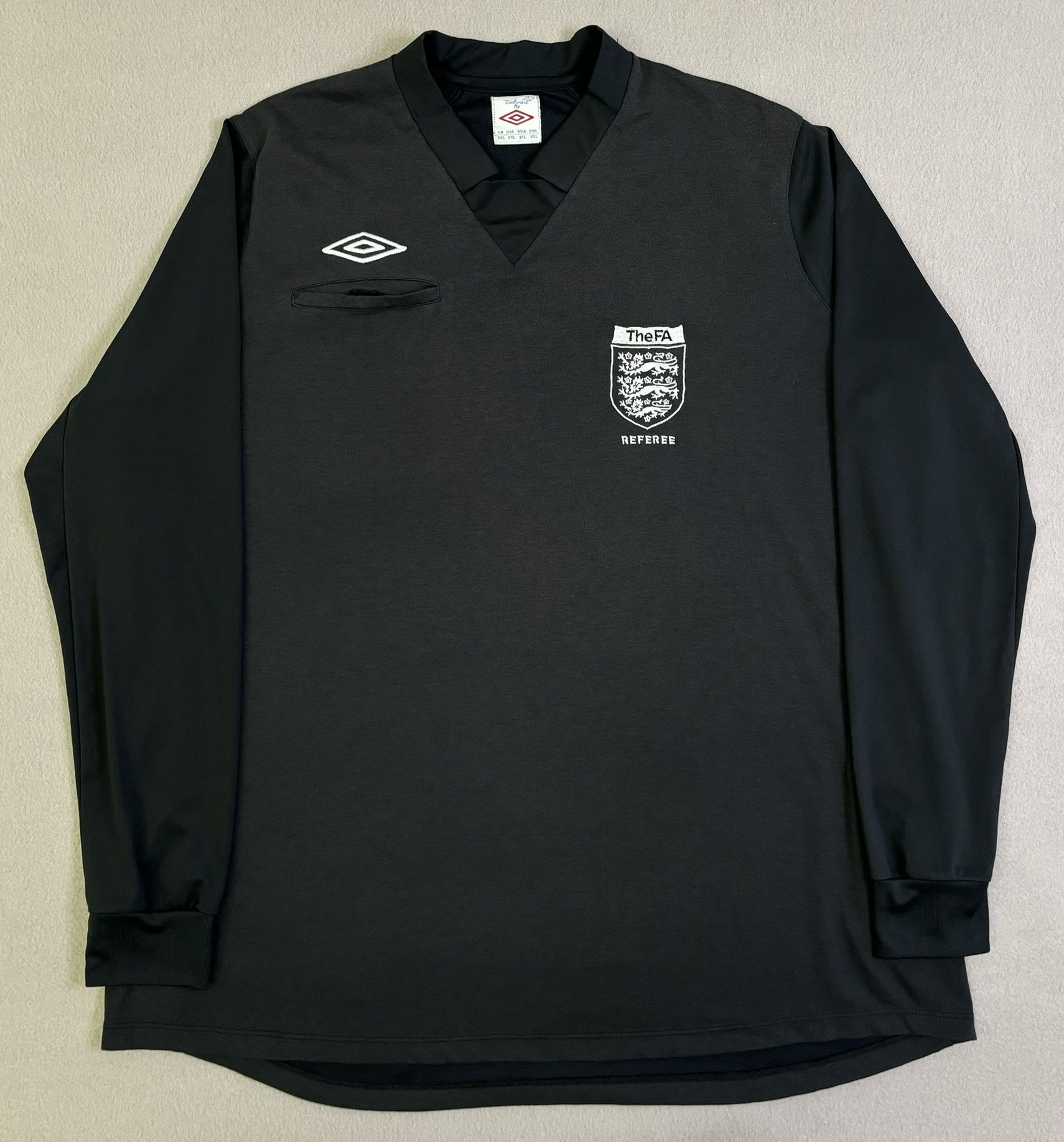 Umbro England Umbro Referee Jersey Size XXL Size US XXL / EU 58 / 5 - 6 Thumbnail