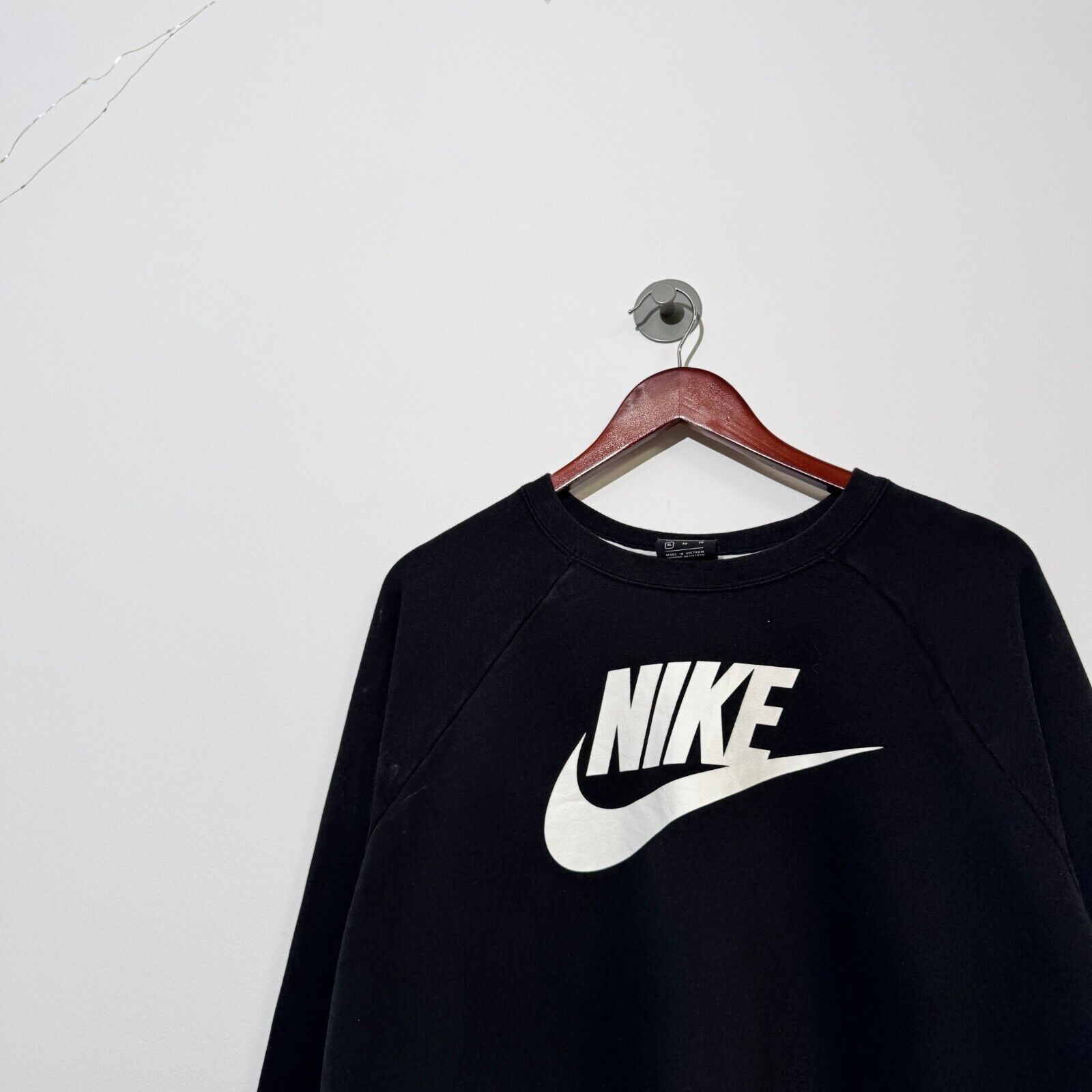 Nike × Vintage Nike Unisex Black Cotton Crop Top Crewneck Size XL Size US XL / EU 56 / 4 - 5 Thumbnail