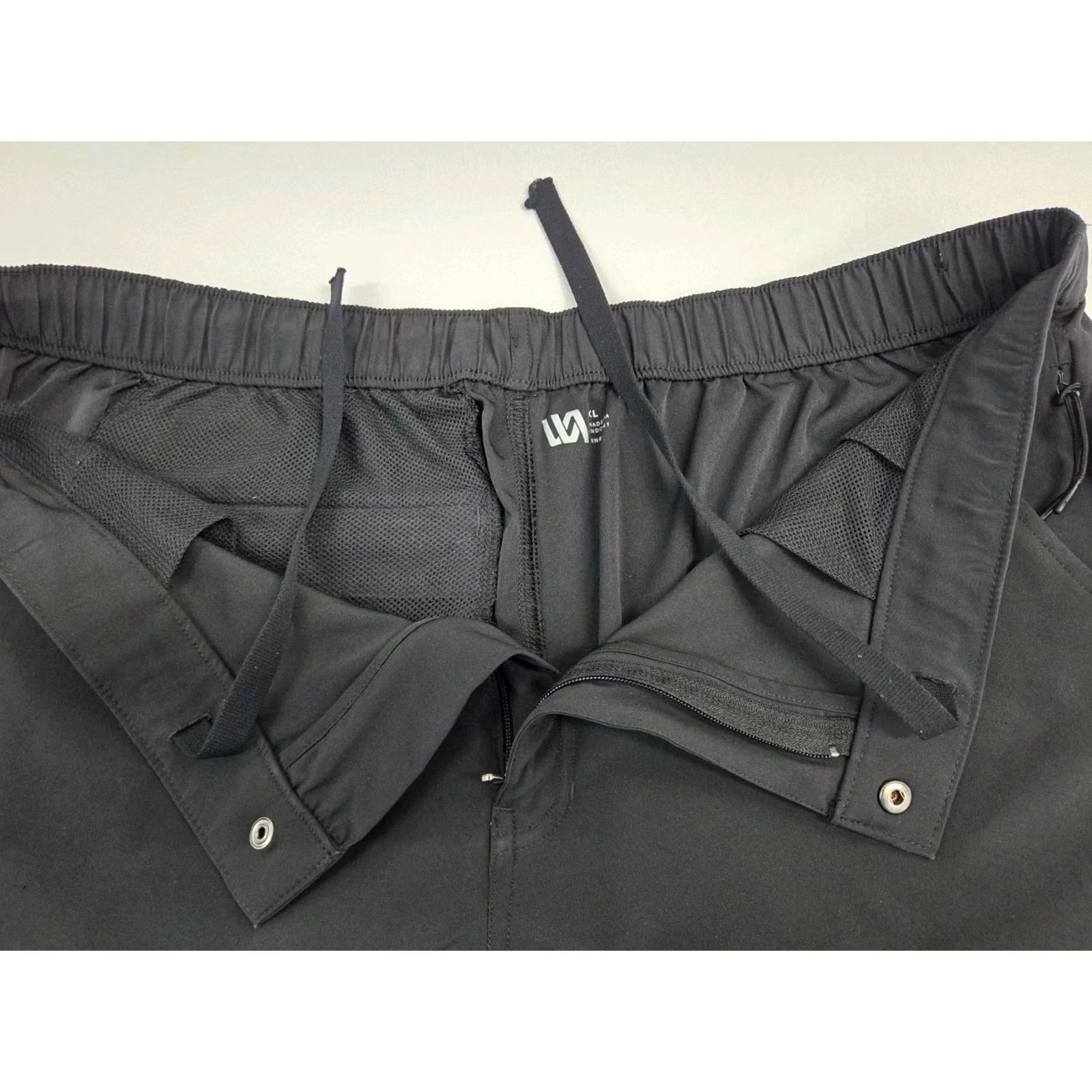 Vintage VRST Mens Active/Casual Black Shorts Snap Drawstring Pockets XL Size US 36 / EU 52 - 3 Thumbnail