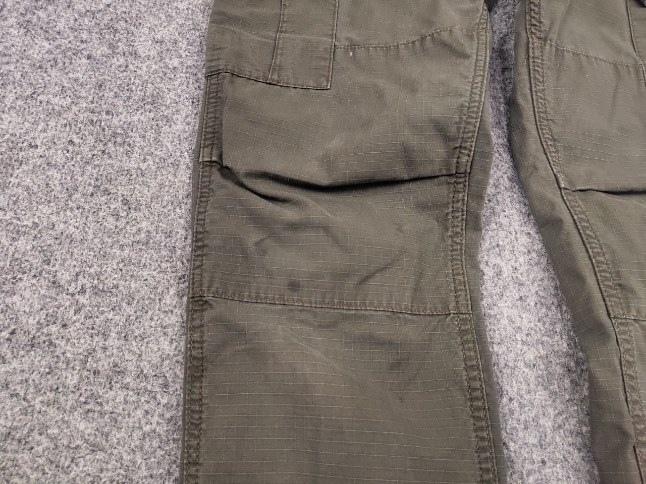 Carhartt Vintage 90's Carhartt Aventura Distressed Olive Cargo Pants Size US 28 / EU 44 - 12 Thumbnail