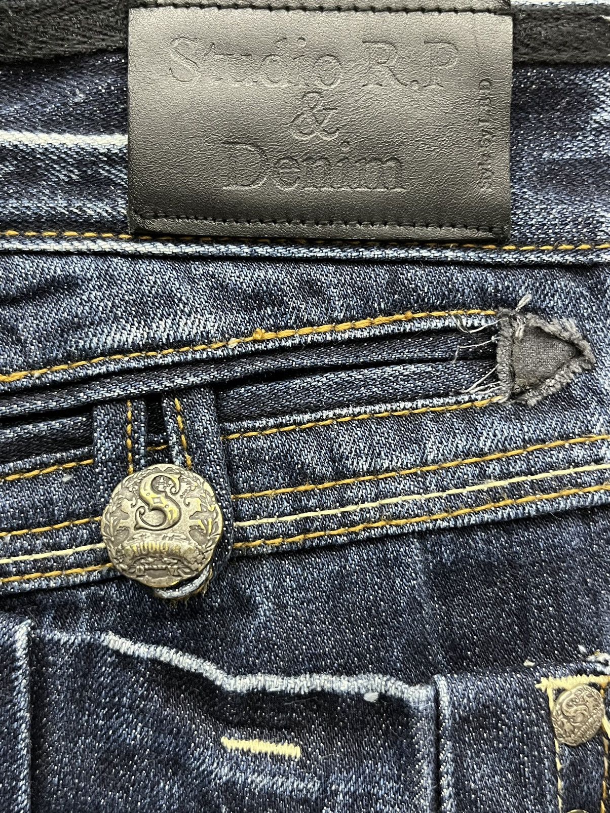 STUDIOUS FYE🔥STUDIO RP Punk Skull Patches Whiskered Blue Flare Denim Size US 28 / EU 44 - 16 Thumbnail