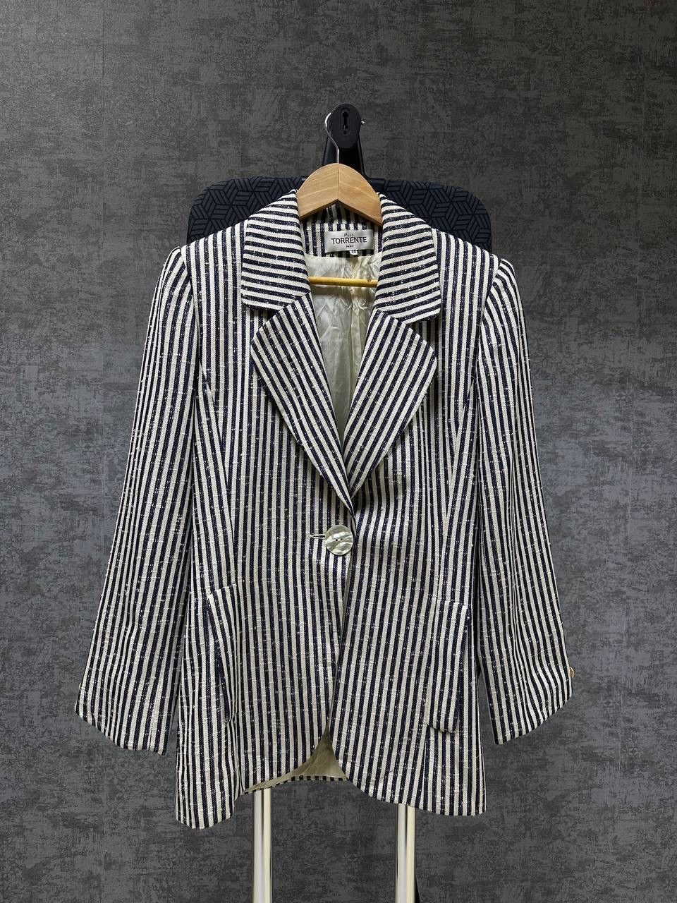 Japanese Brand × Vintage Vintage Miss Torrente Cage Paris Blazer Size L / US 10 / IT 46 - 1 Thumbnail