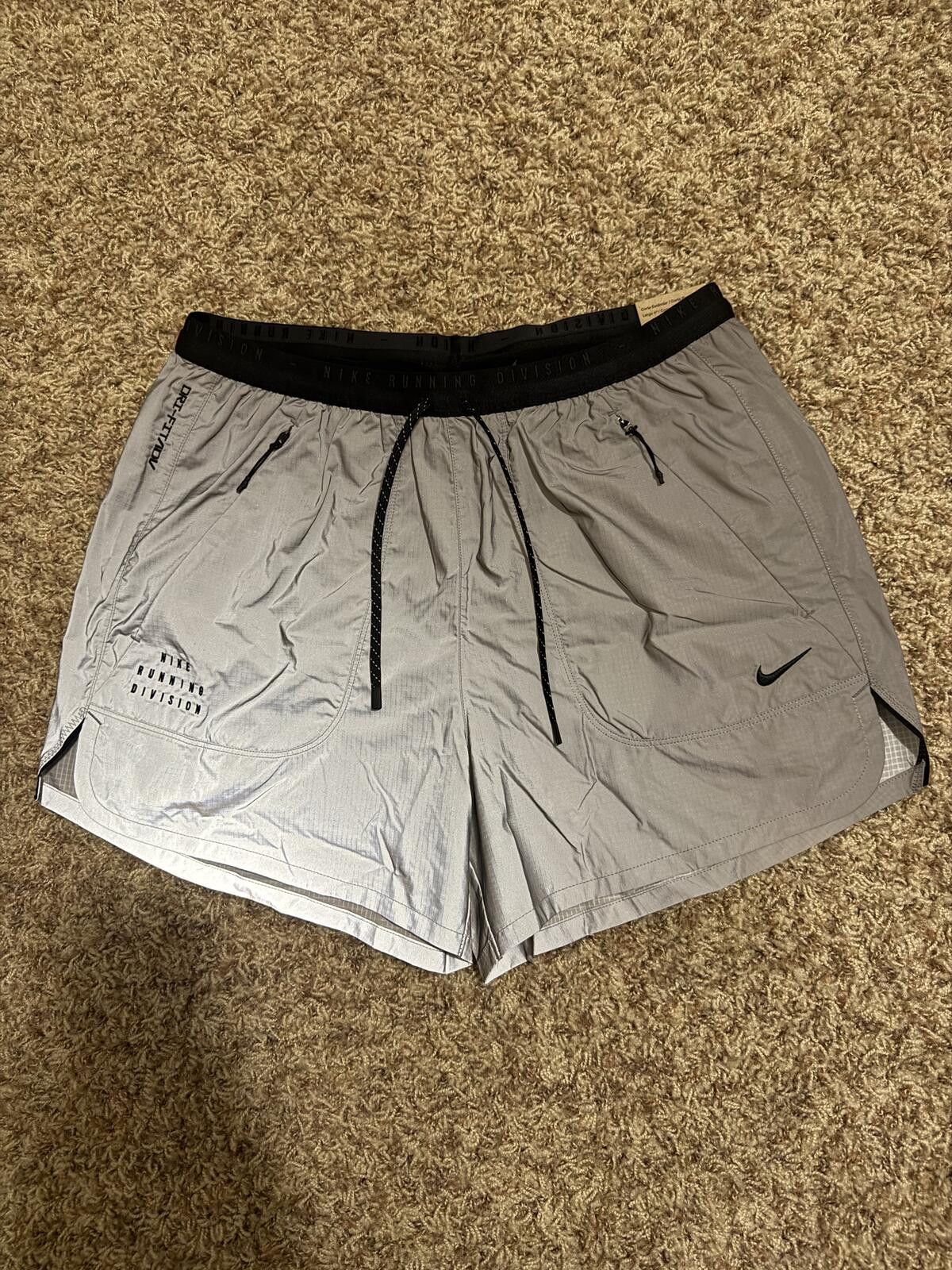 Nike Nike Run Division ADV 2 In 1 Reflective 4” Running Shorts Size US 32 / EU 48 - 2 Thumbnail