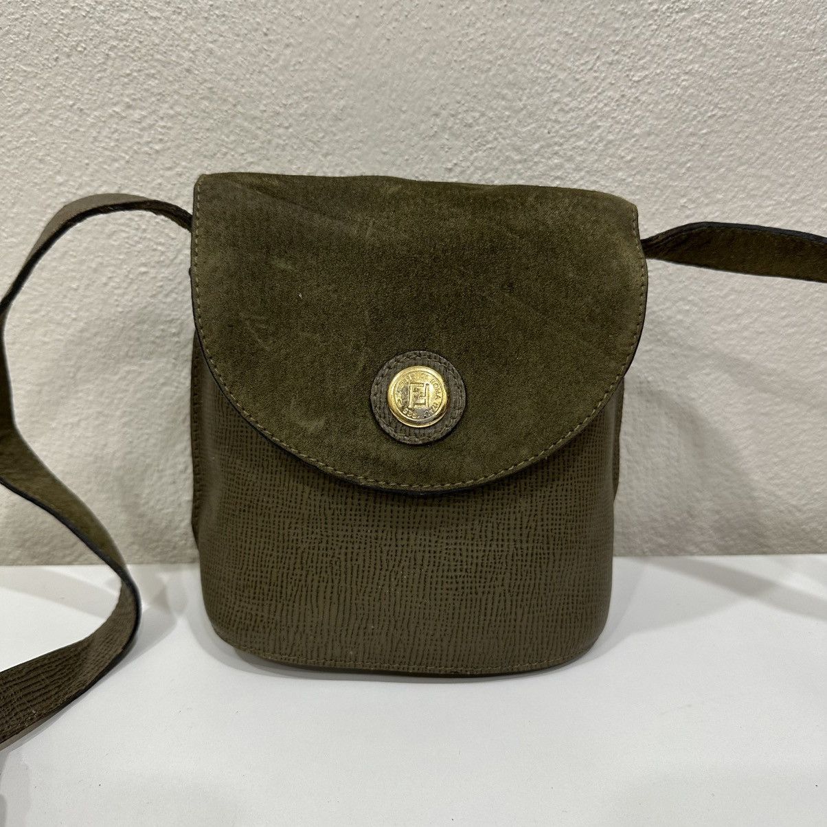 Fendi ‼️LD‼️FENDI ROMA OLIVE GREEN SUEDE FLAP MINI CROSSBODY BAG Size ONE SIZE - 3 Thumbnail