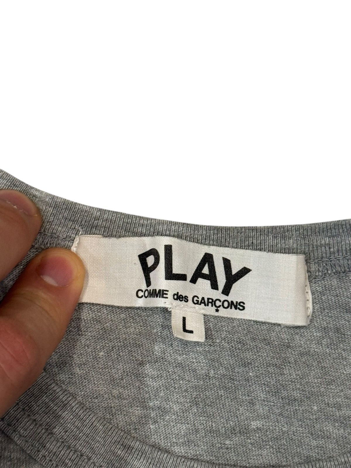 Comme des Garcons PLAY Comme des Garcons Play Gold Heart T-shirt Top Tee Large Size L / US 10 / IT 46 - 2 Thumbnail