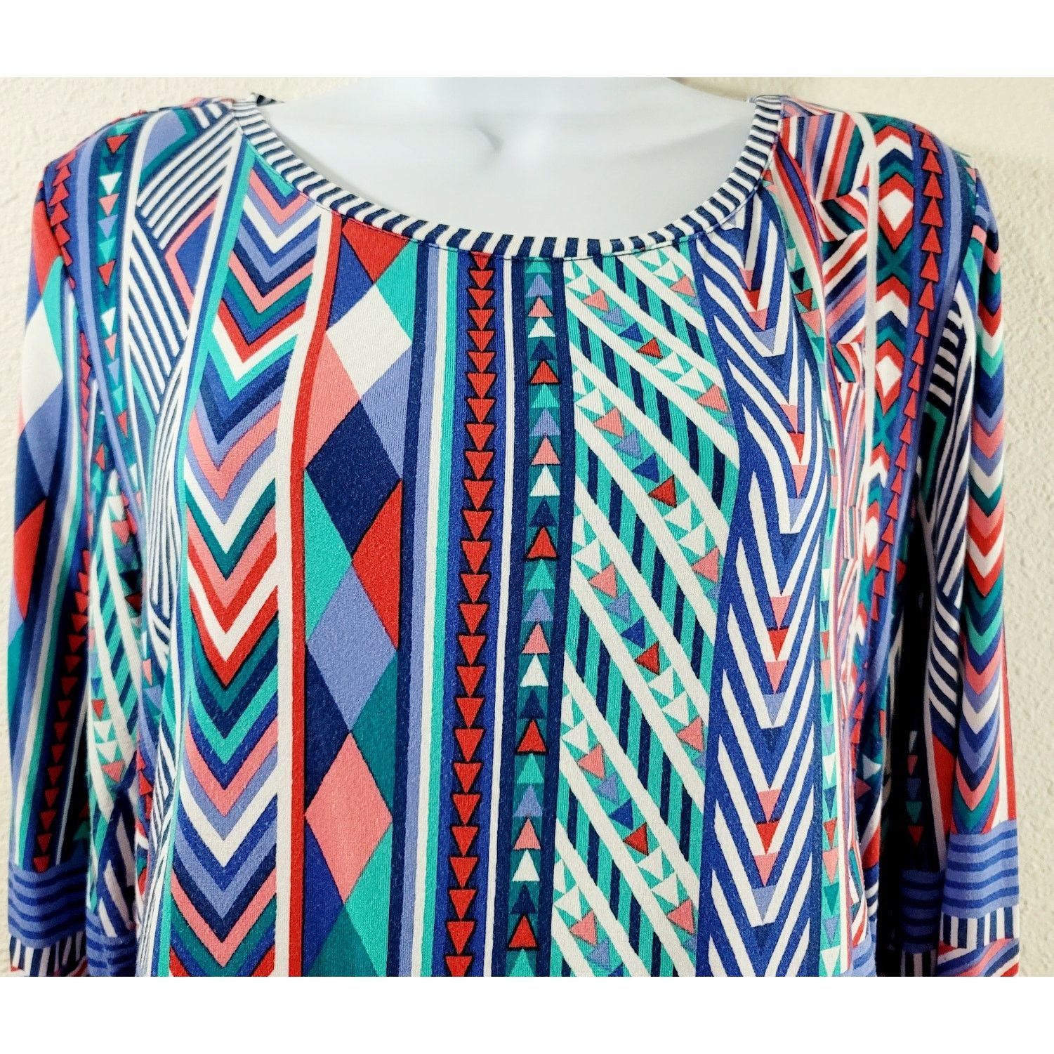 Other Ruby Rd. Blue Pink Arrow Geo Print Top XL Lightweight Ruched Size XL / US 12-14 / IT 48-50 - 2 Thumbnail
