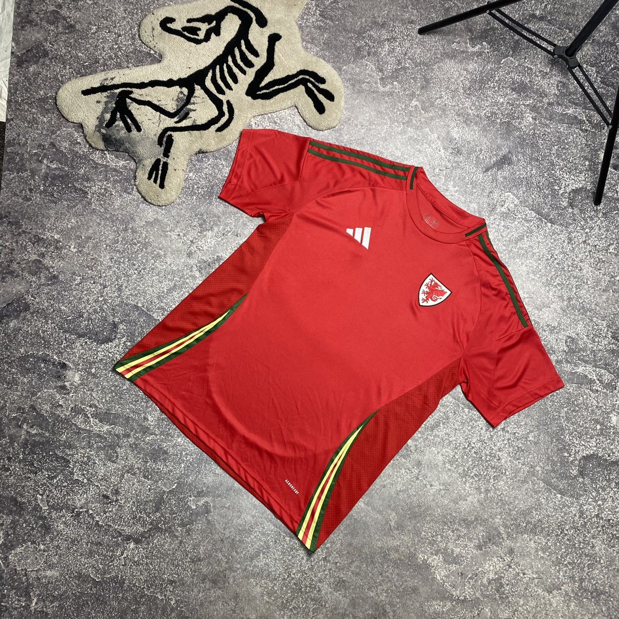 Other Men’s Adidas FC Wales National soccer jersey Size US XXL / EU 58 / 5 - 1 Thumbnail