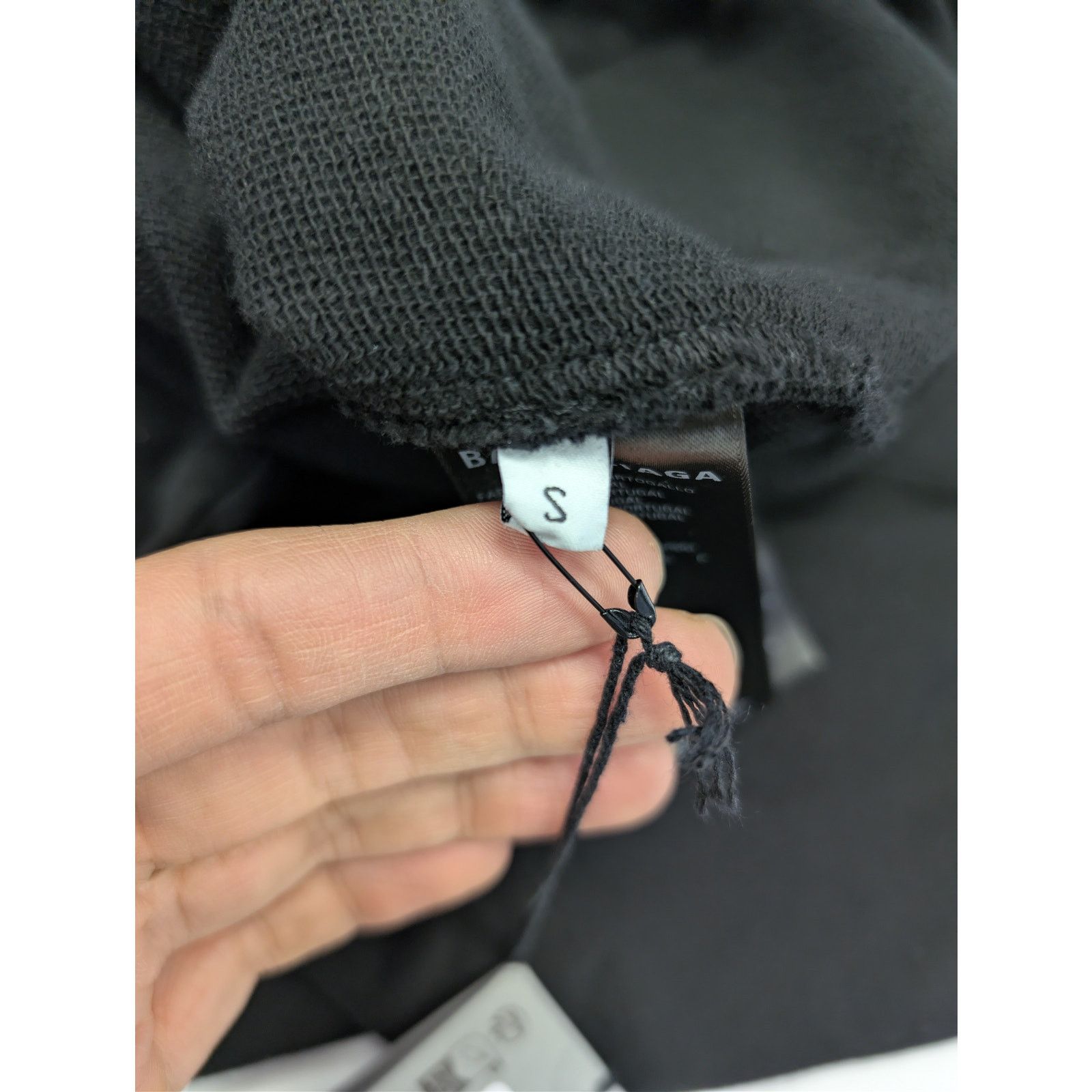 Balenciaga o1rshd1 Large Fit Hoodie in Black S Size US S / EU 44-46 / 1 - 14 Thumbnail