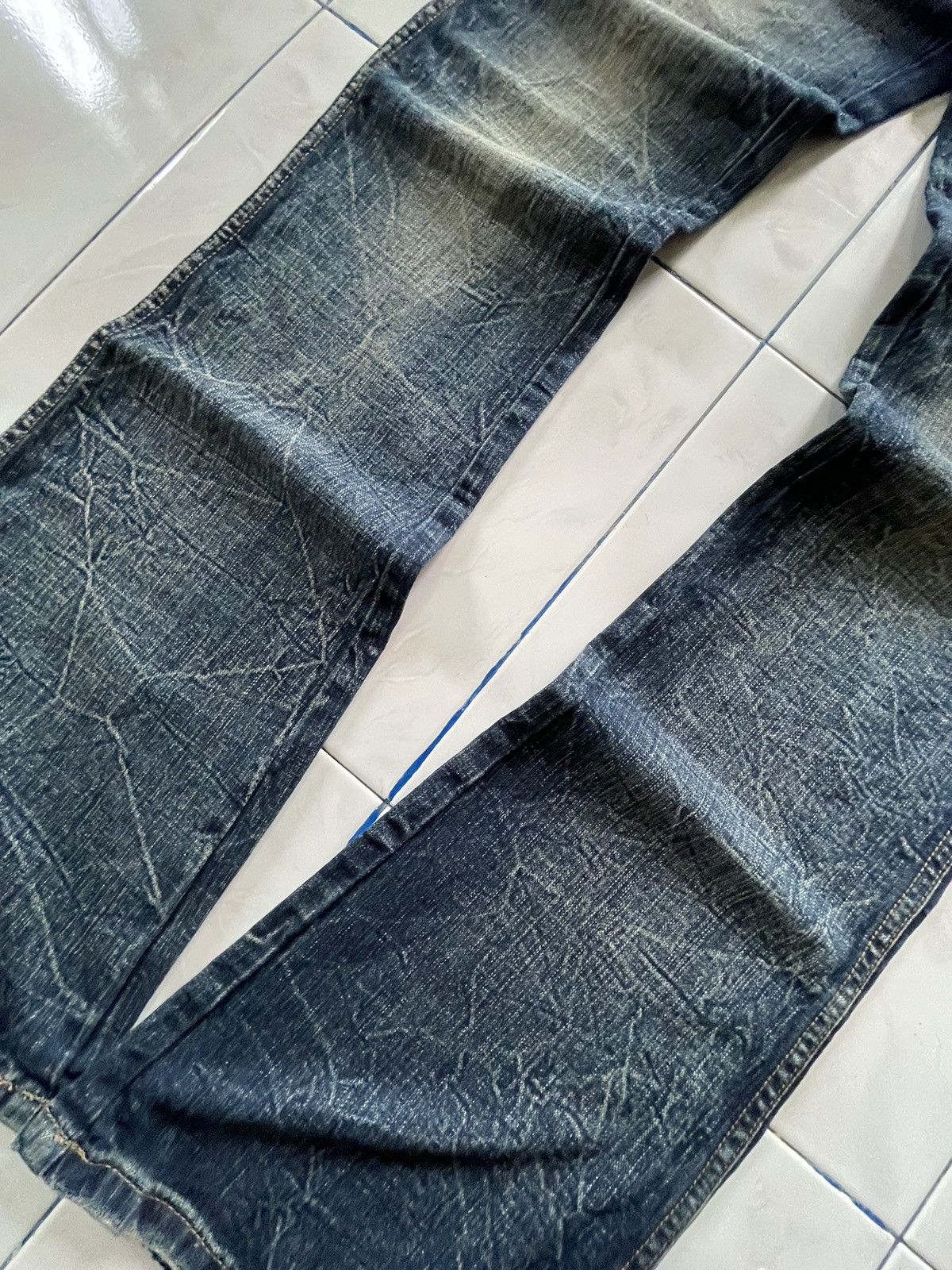 Japanese Brand × Le Grande Bleu (L.G.B.) × Tornado Mart Toto Japan Claws Mark Honeycomb Flare Low Rise Jeans Size US 32 / EU 48 - 5 Thumbnail