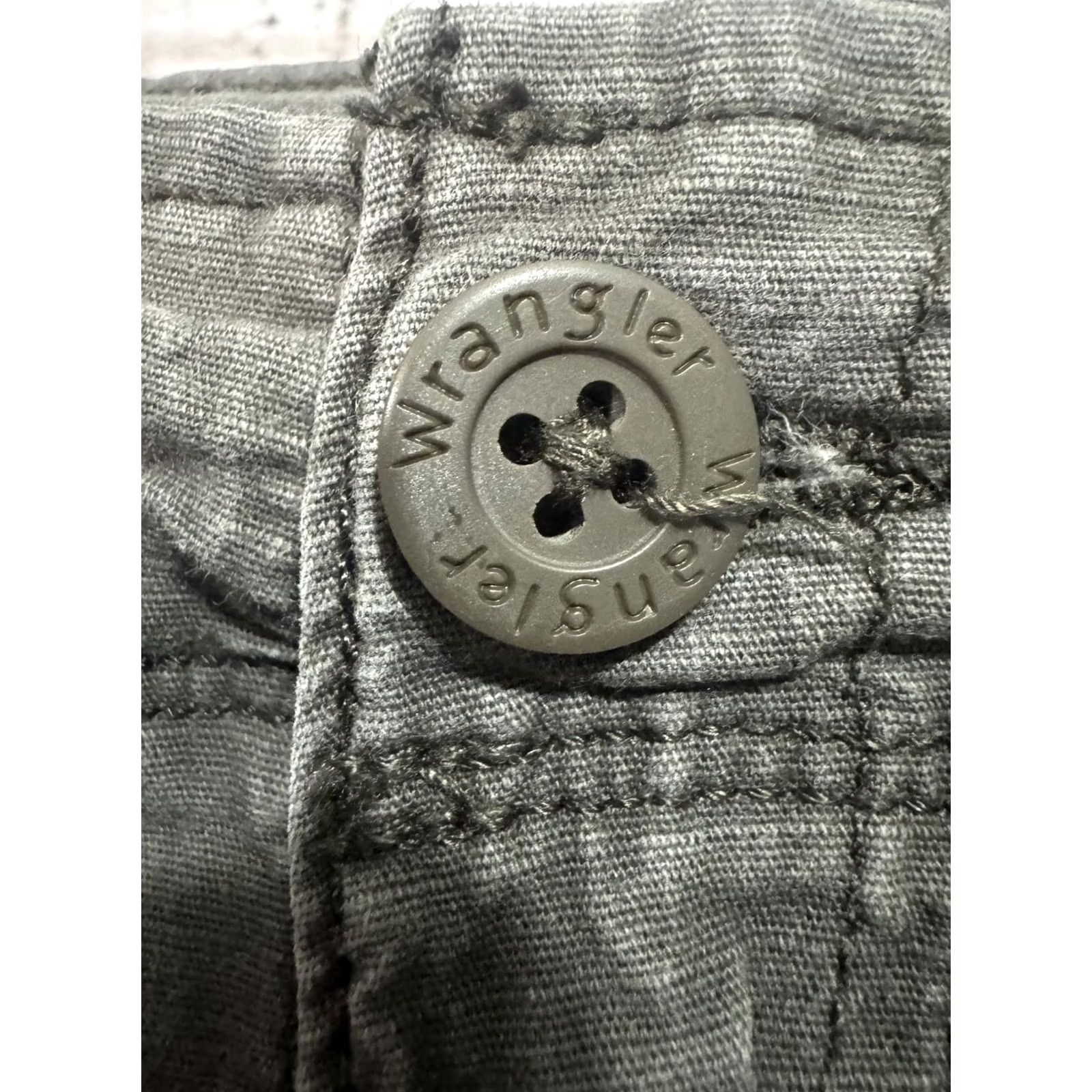 Wrangler Wrangler Men's Cargo Pants Relaxed Fit 28x26 Olive Green Straight Leg Casual Cotton Button Closure Baggy? Size US 28 / EU 44 - 4 Thumbnail