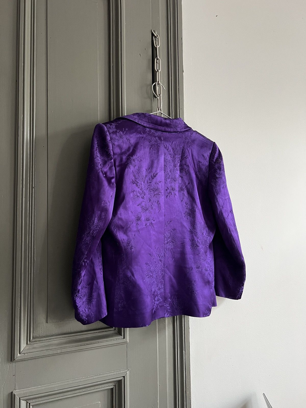 Saint Laurent Paris × Vintage × Yves Saint Laurent Arcived 1988 Yves Saint Laurent Purple Satin Damask Blazer Size M / US 6-8 / IT 42-44 - 2 Thumbnail